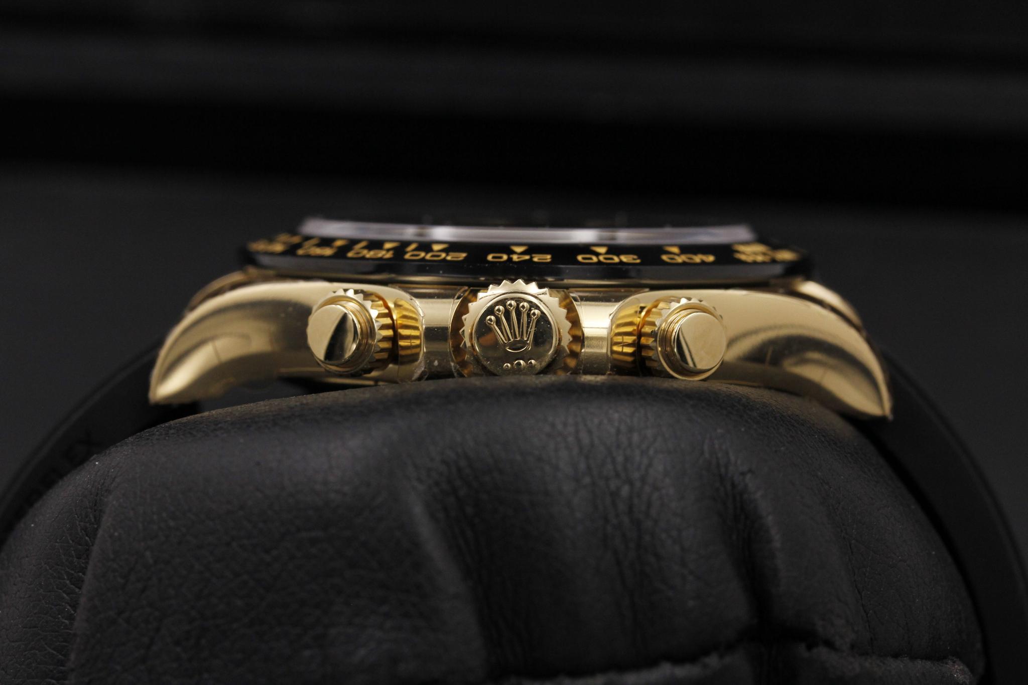 Watch Image 3
