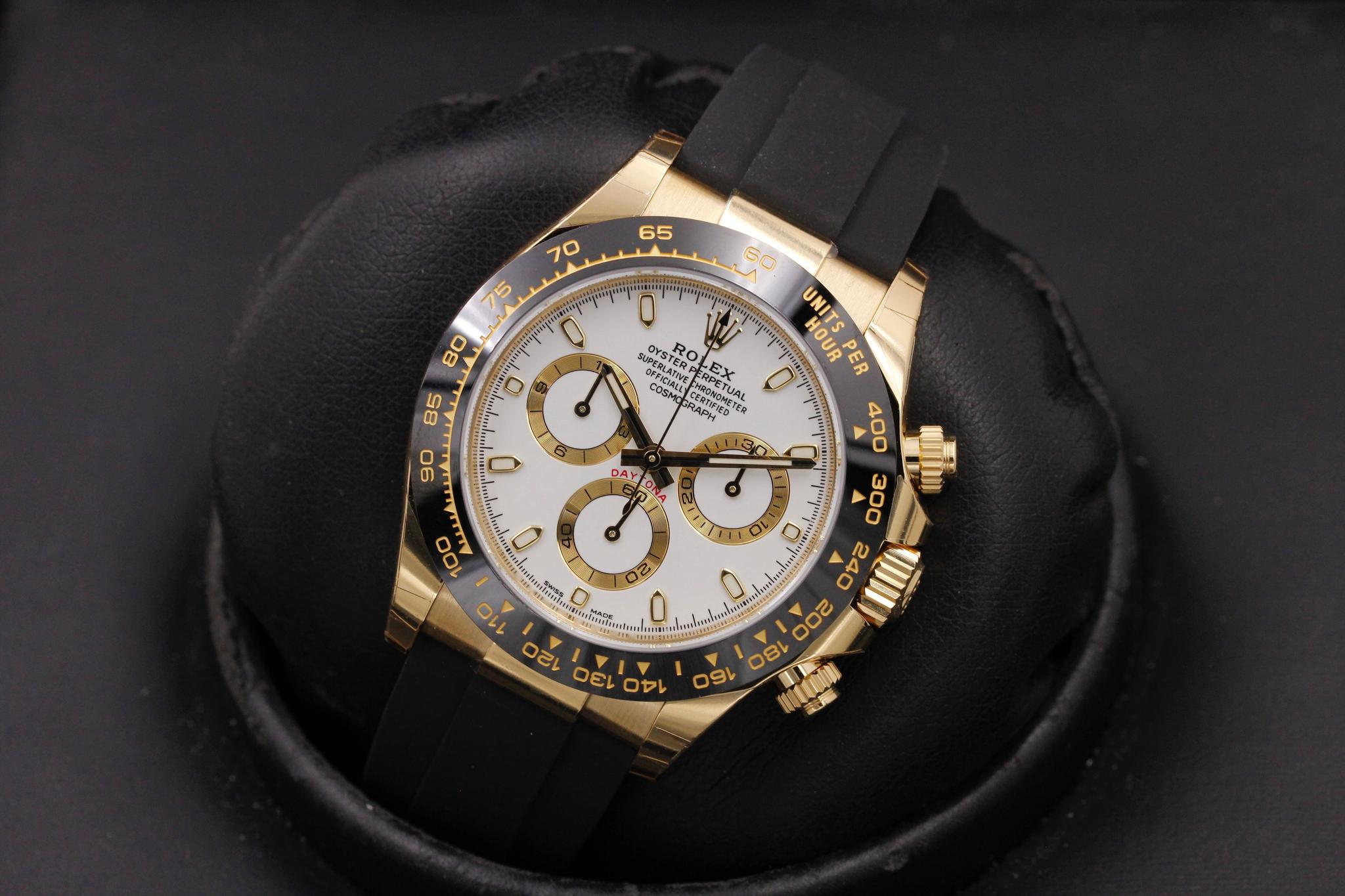 Watch Image 9