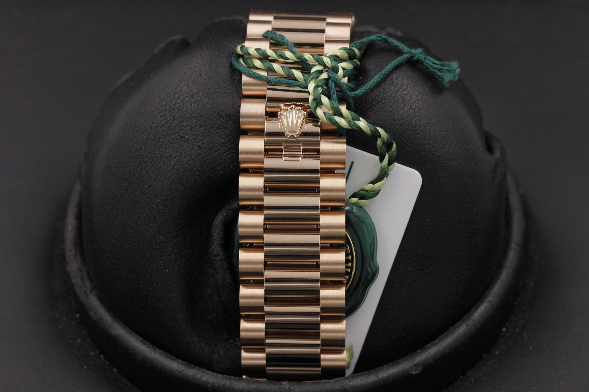 Watch Image 8