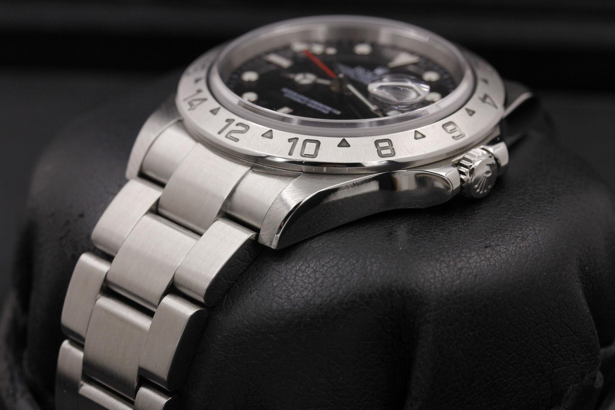 Watch Image 2