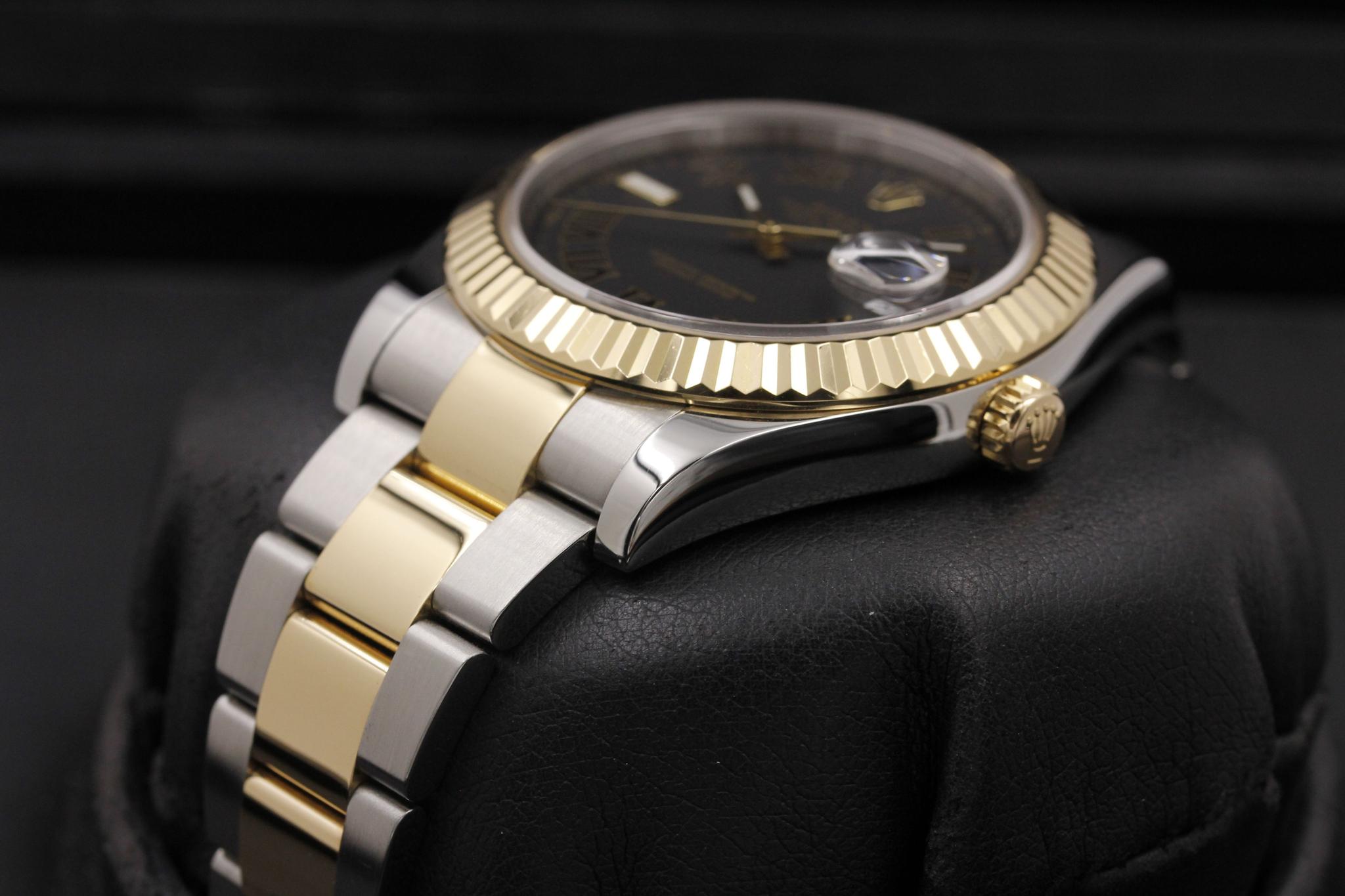 Watch Image 2