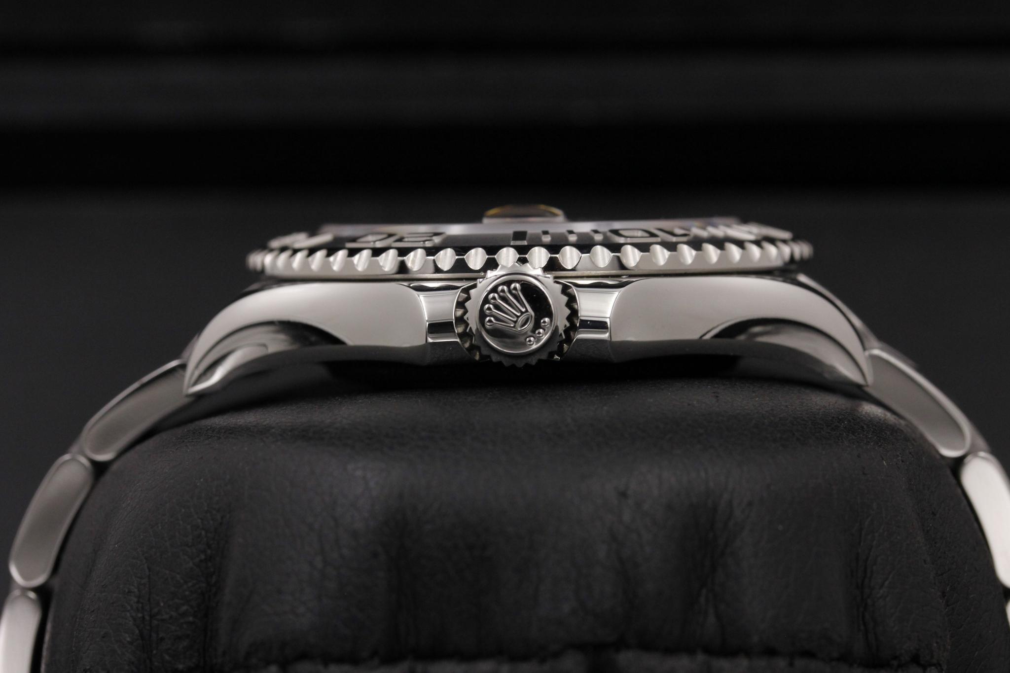 Watch Image 3