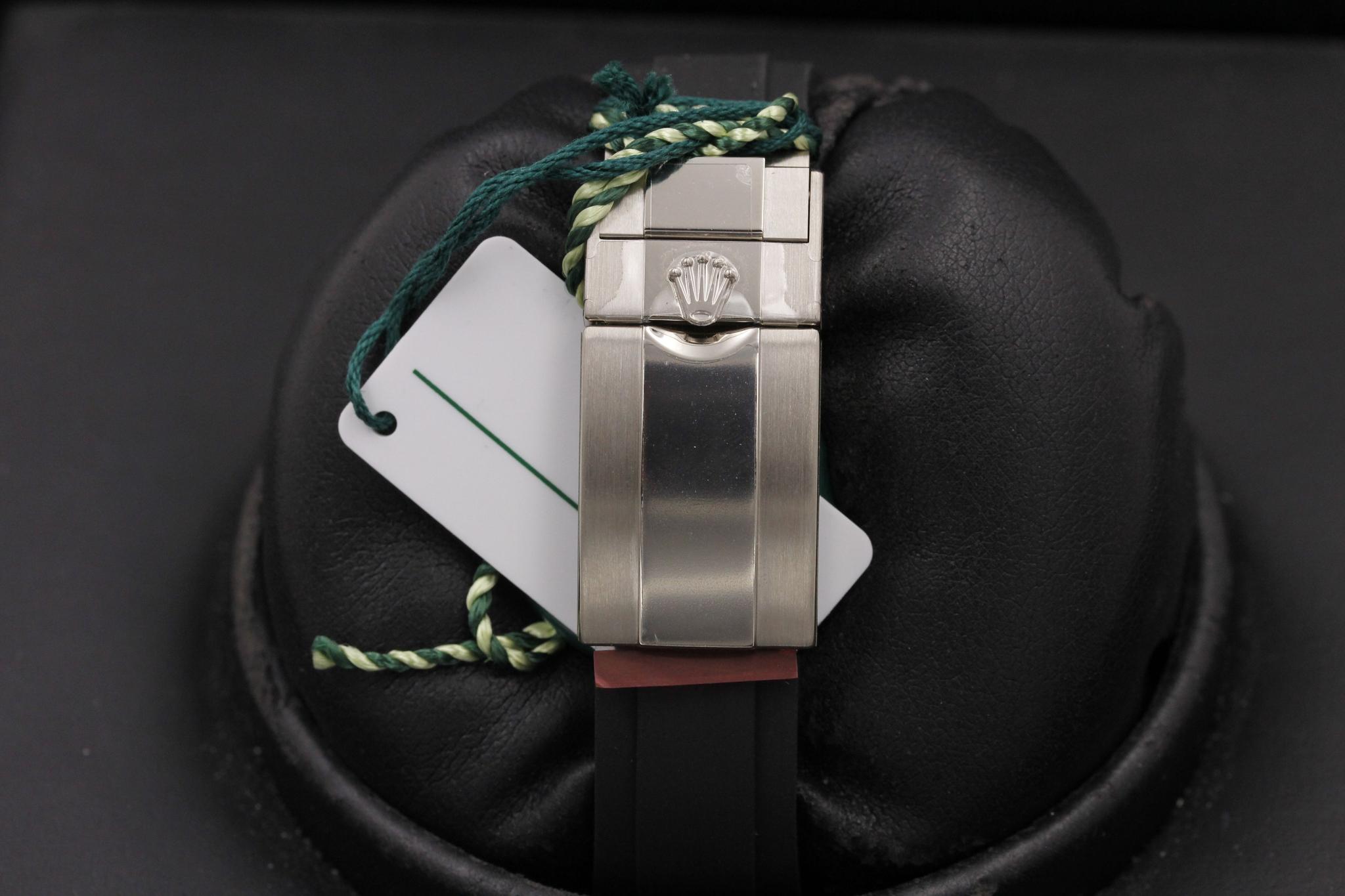 Watch Image 8