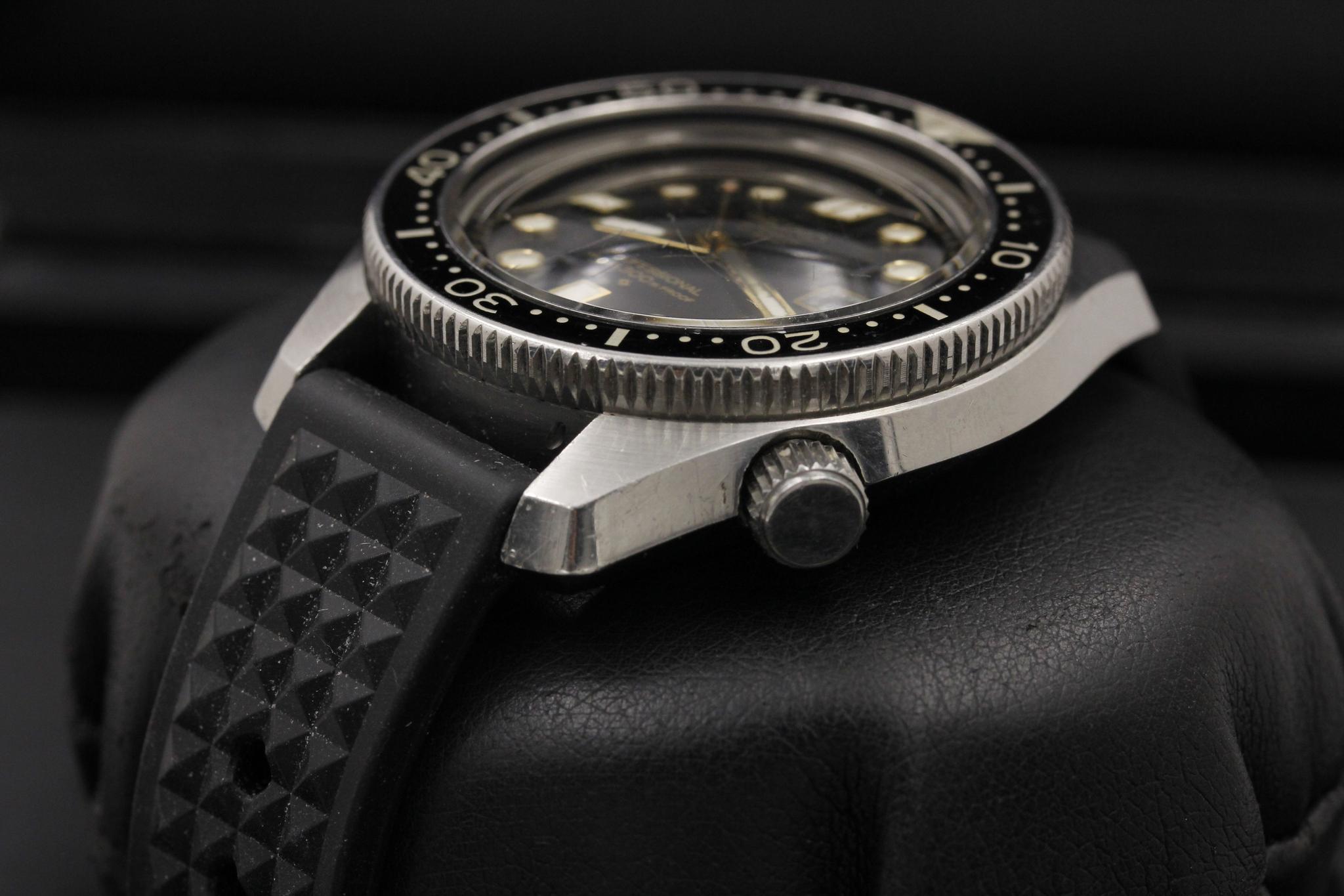 Watch Image 2