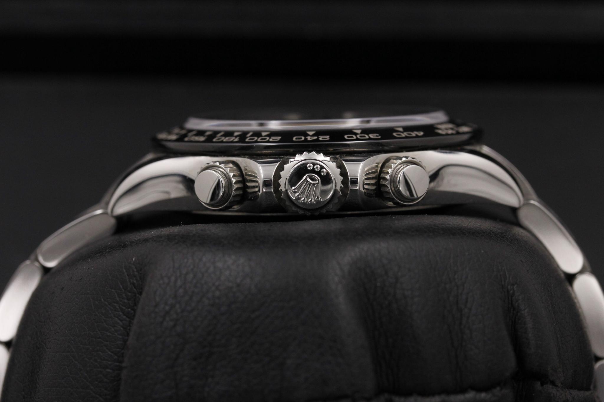 Watch Image 3