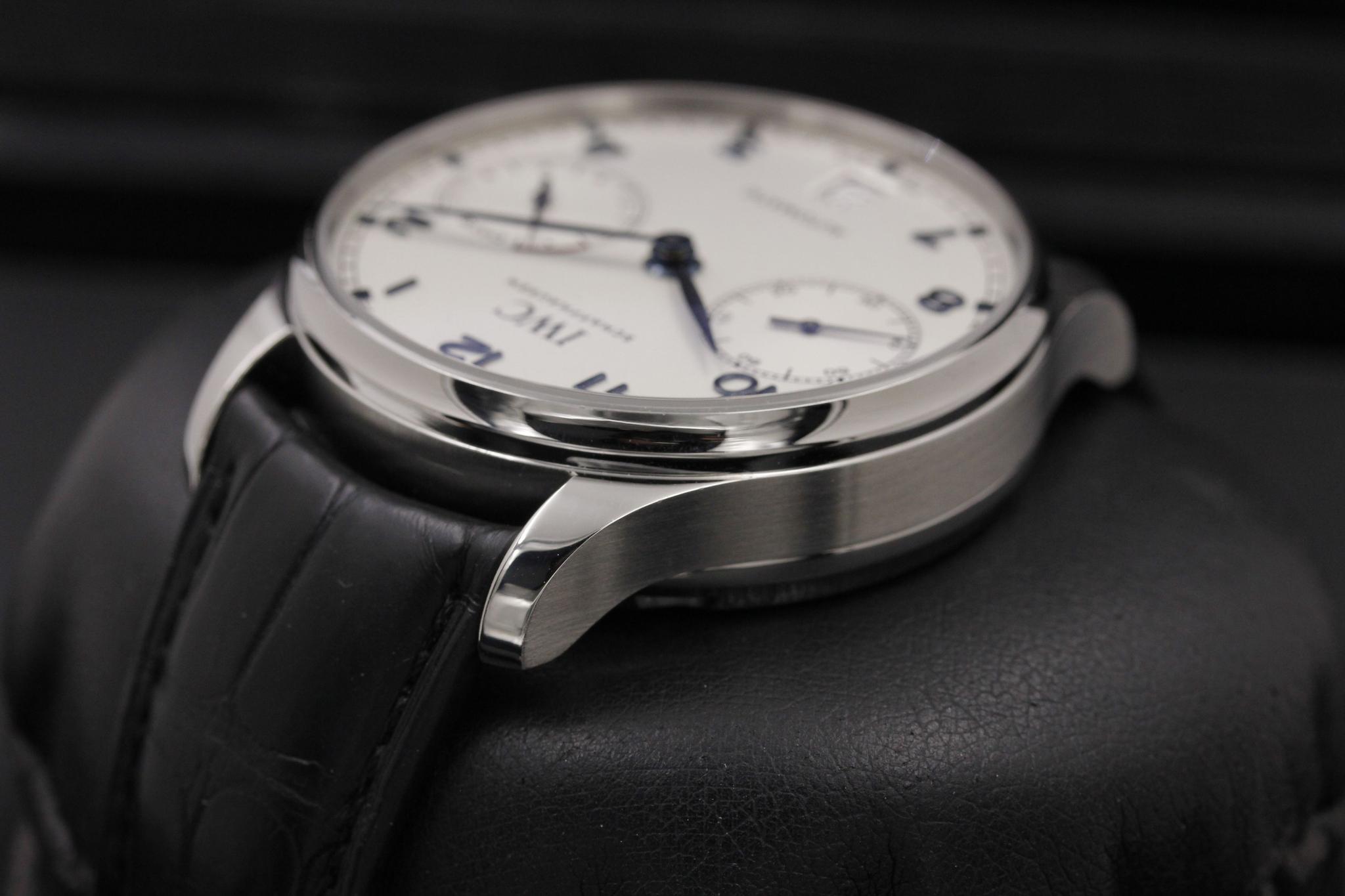 Watch Image 5