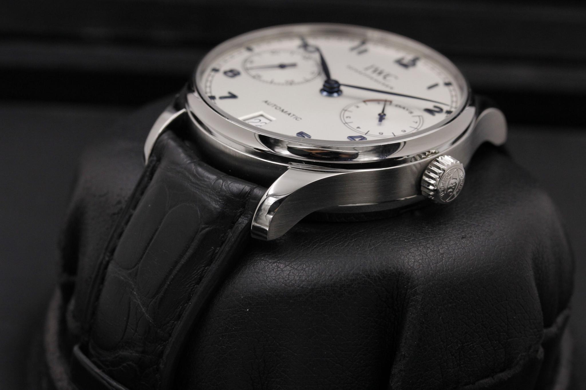 Watch Image 2