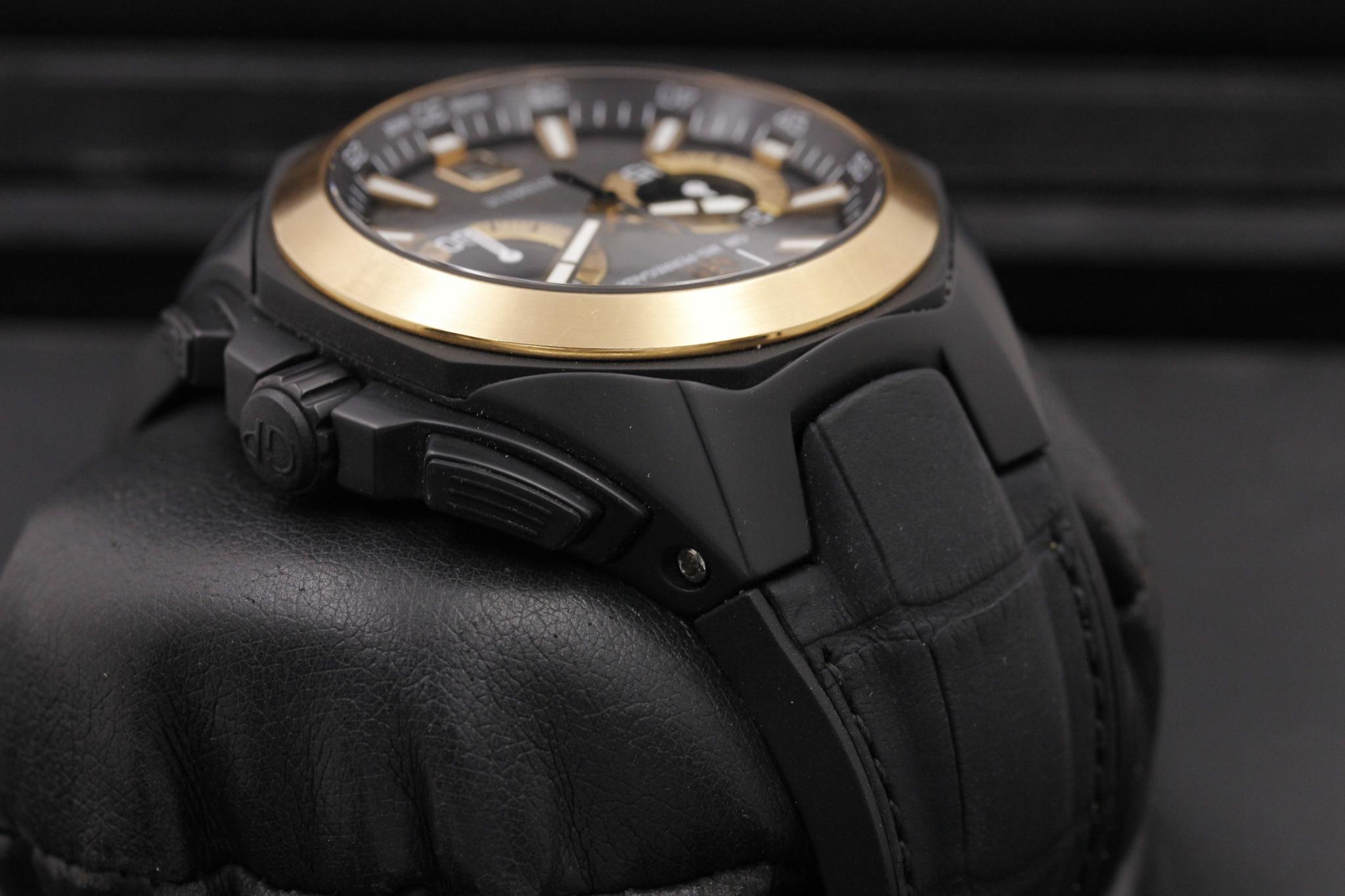 Watch Image 4