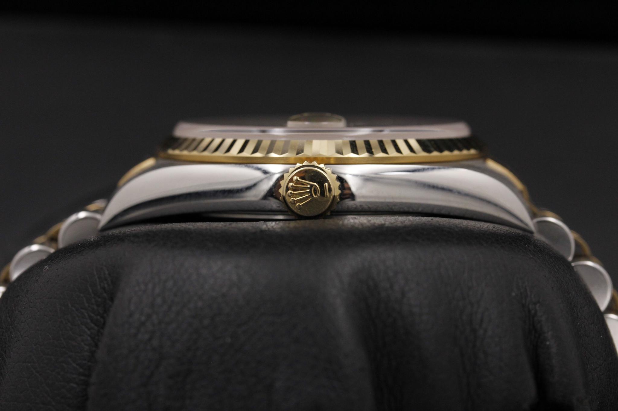 Watch Image 3