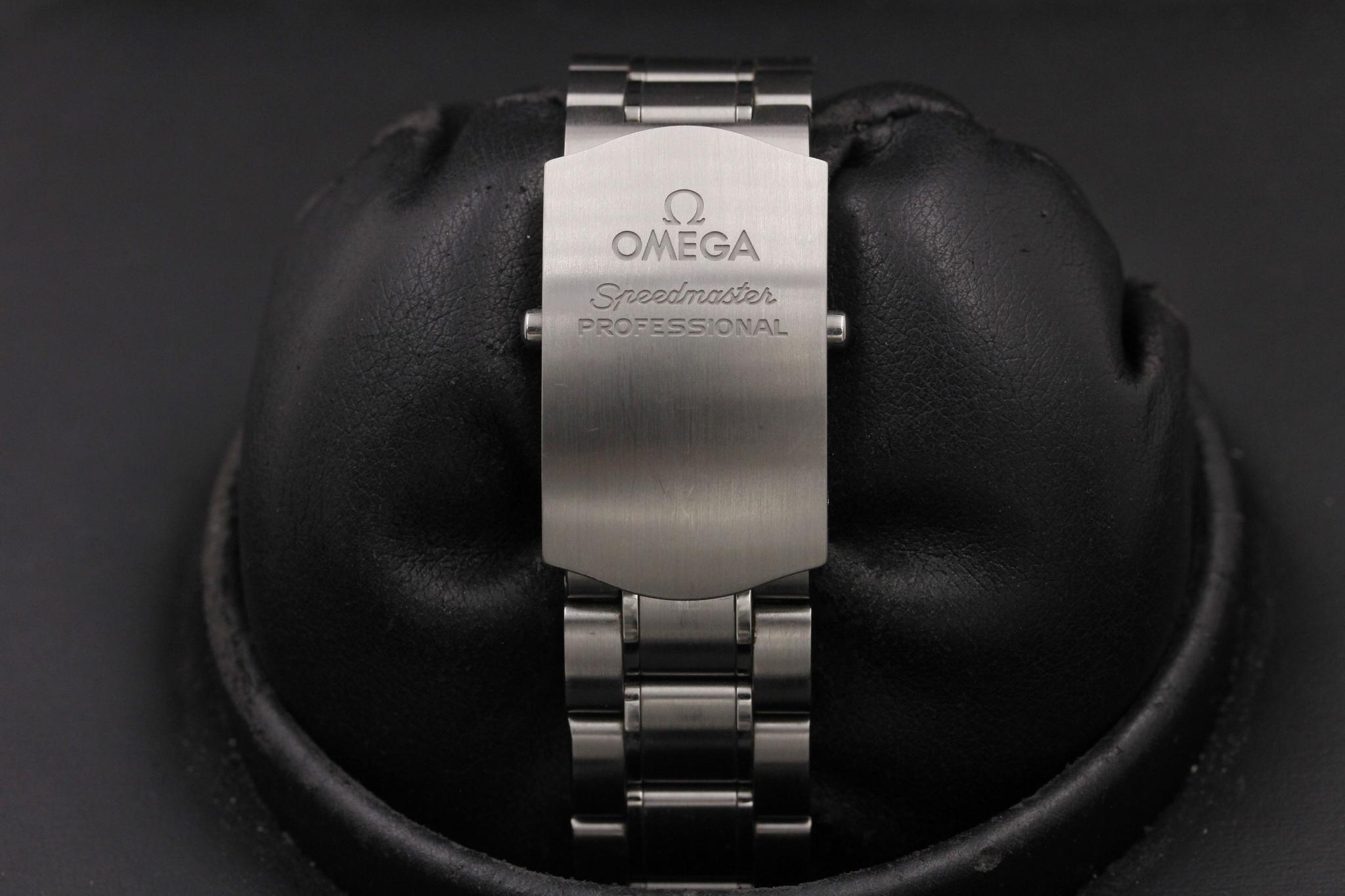 Watch Image 8