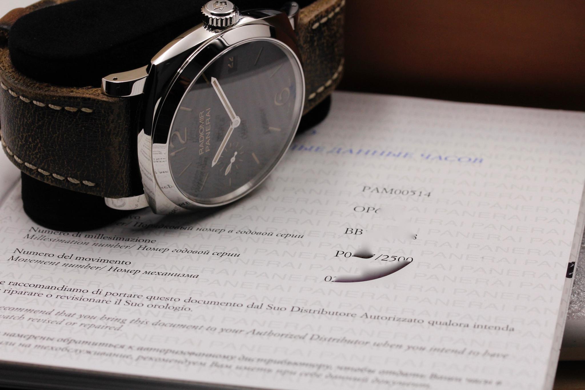 Watch Image 11