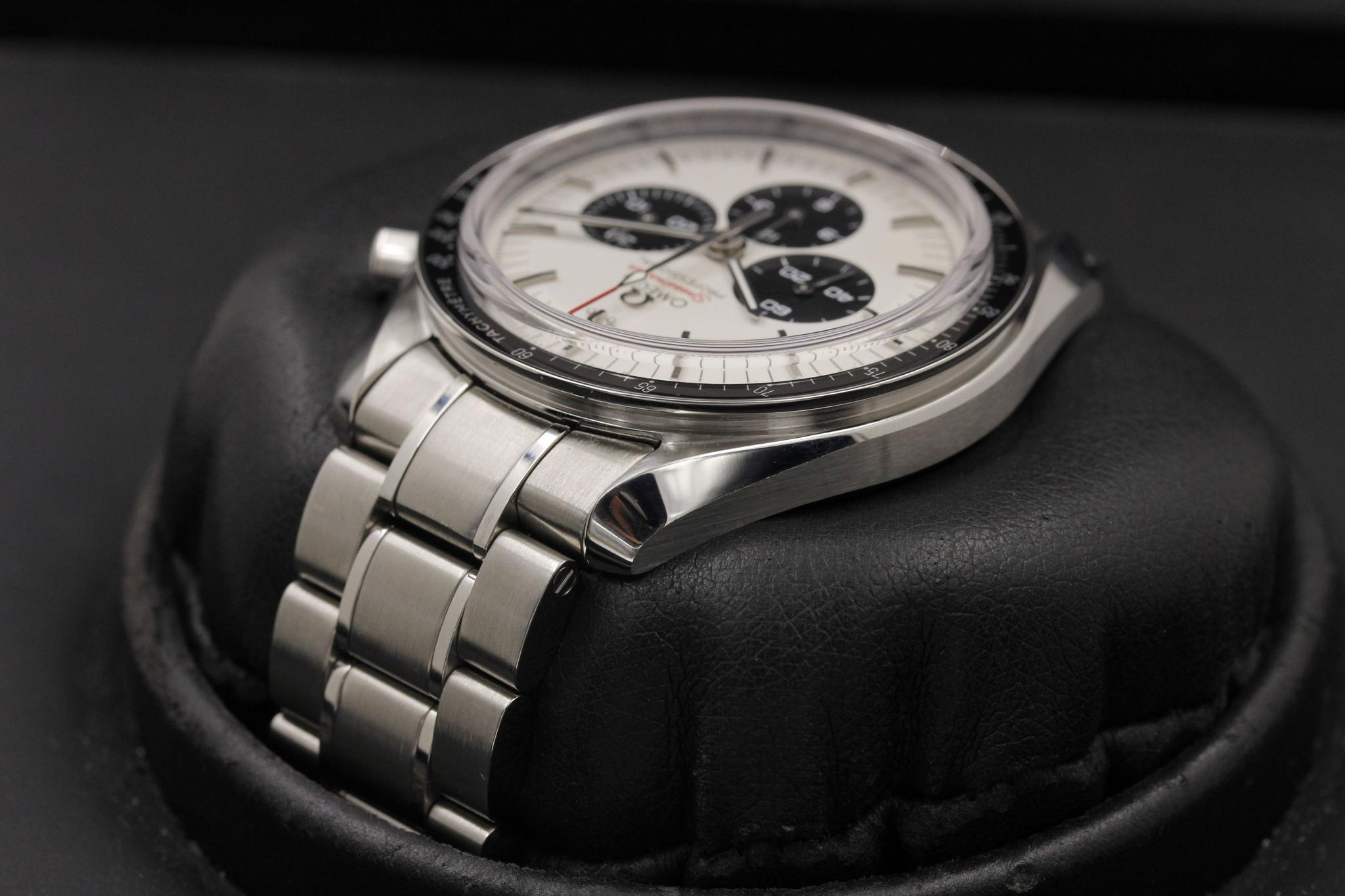 Watch Image 5
