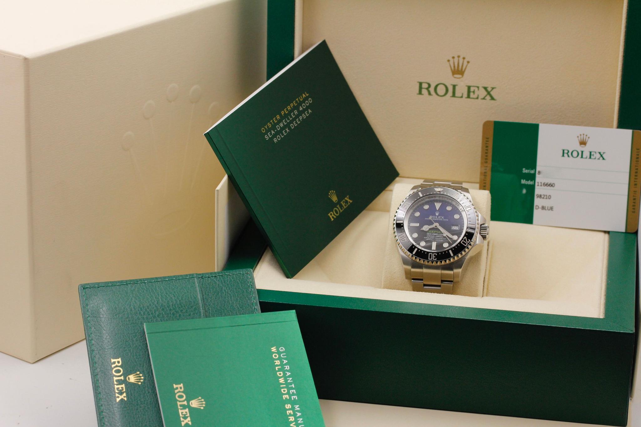 Watch Image 11