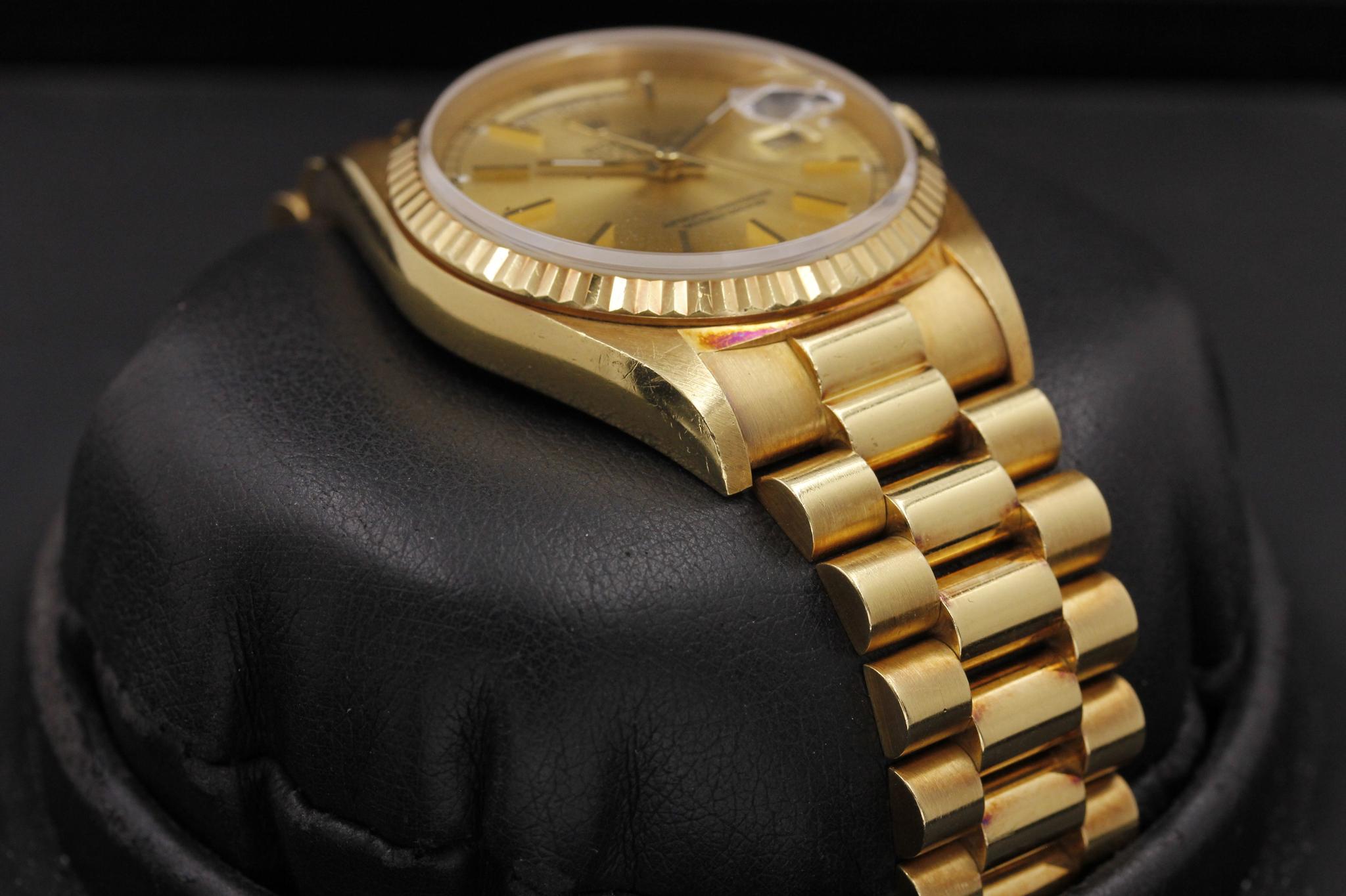 Watch Image 7