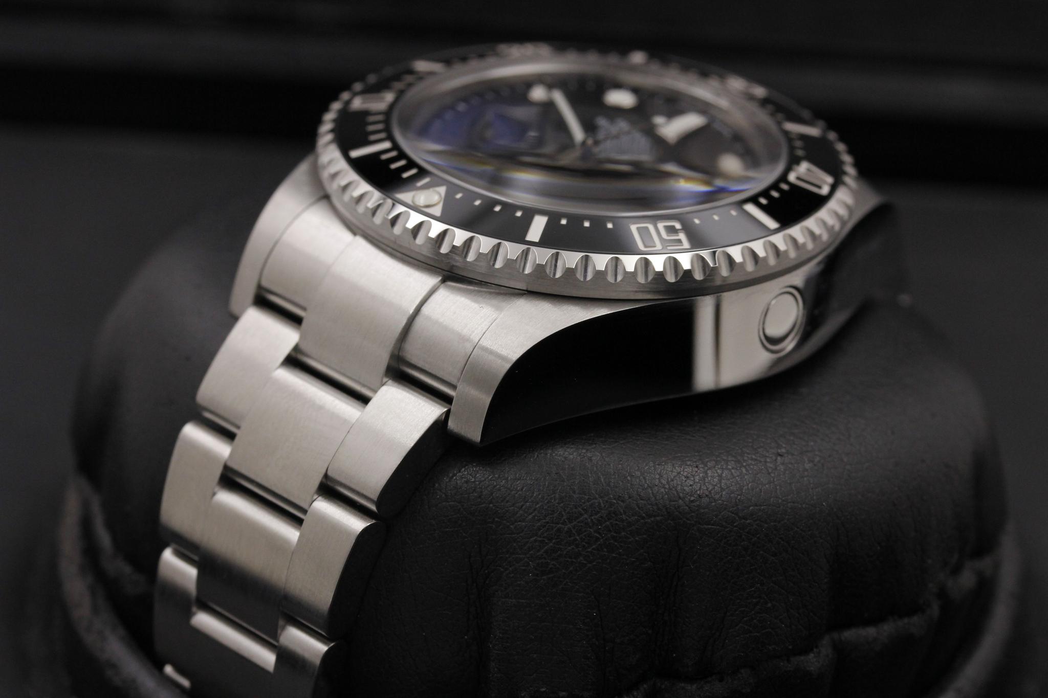 Watch Image 5