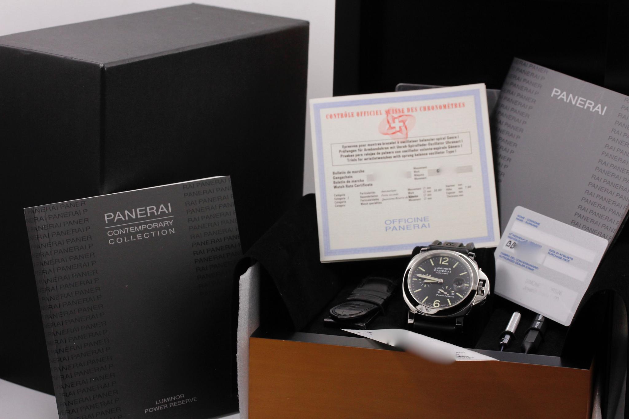 Watch Image 11