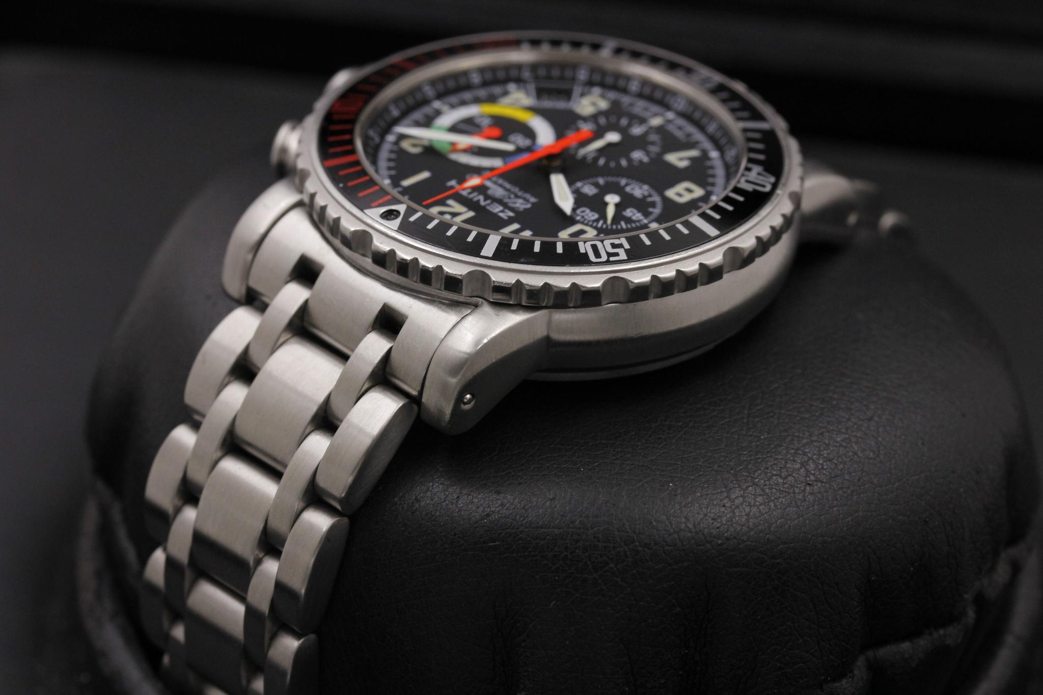 Watch Image 5
