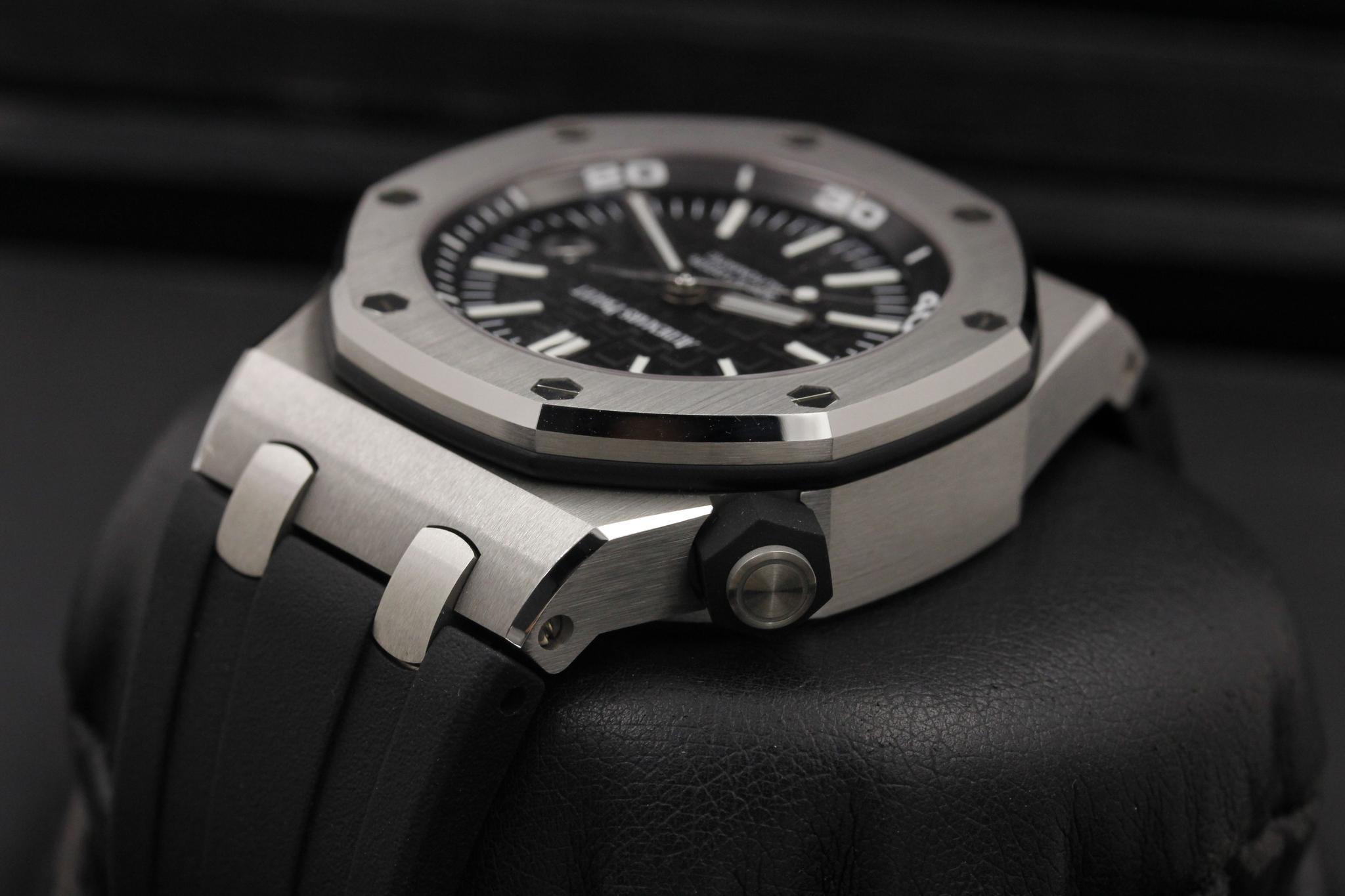 Watch Image 5