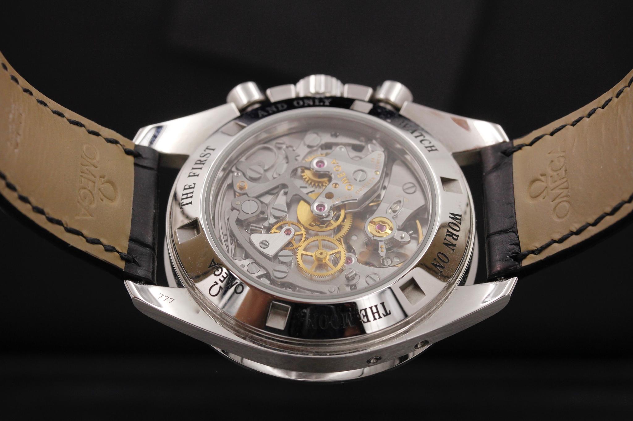 Watch Image 7