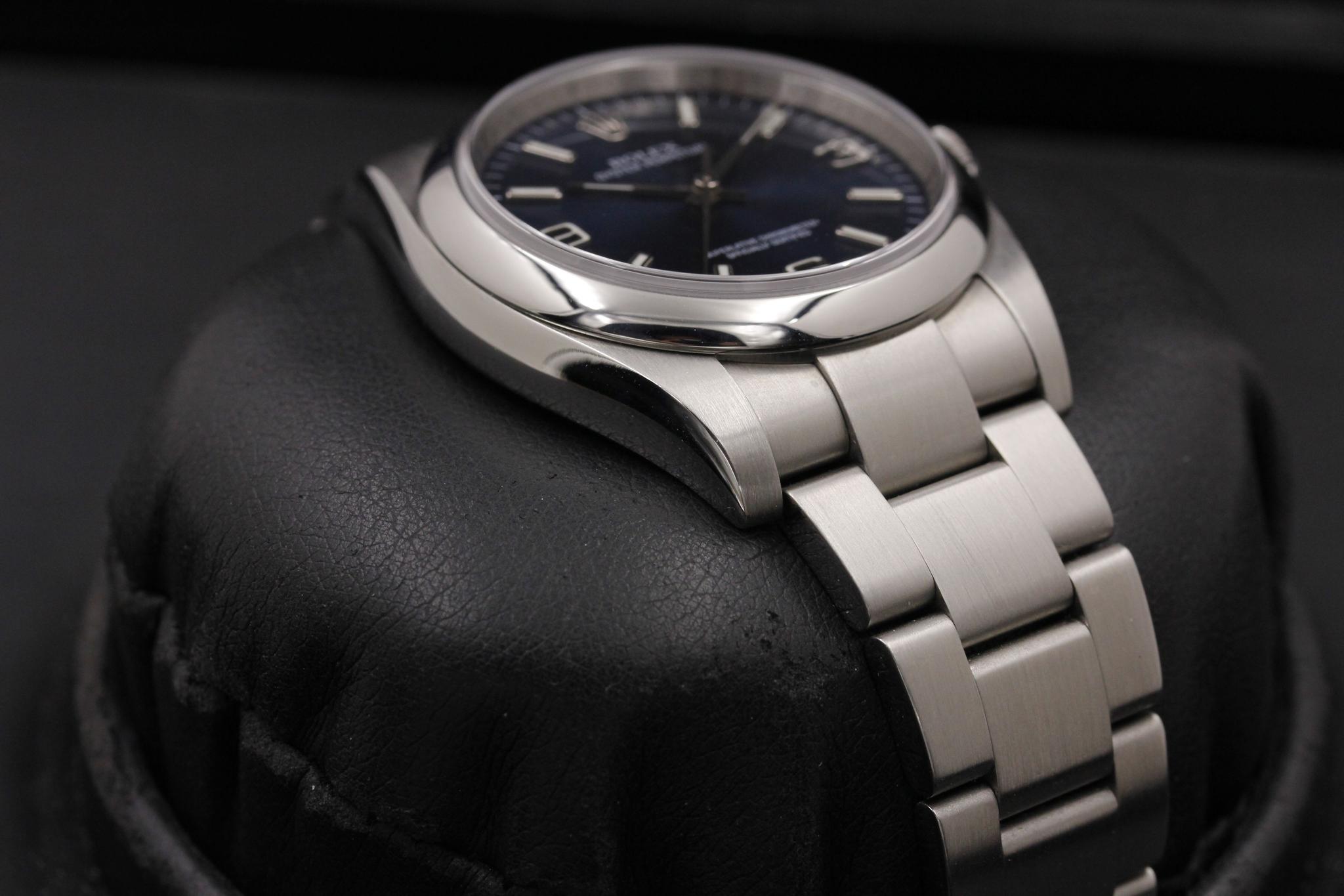 Watch Image 6