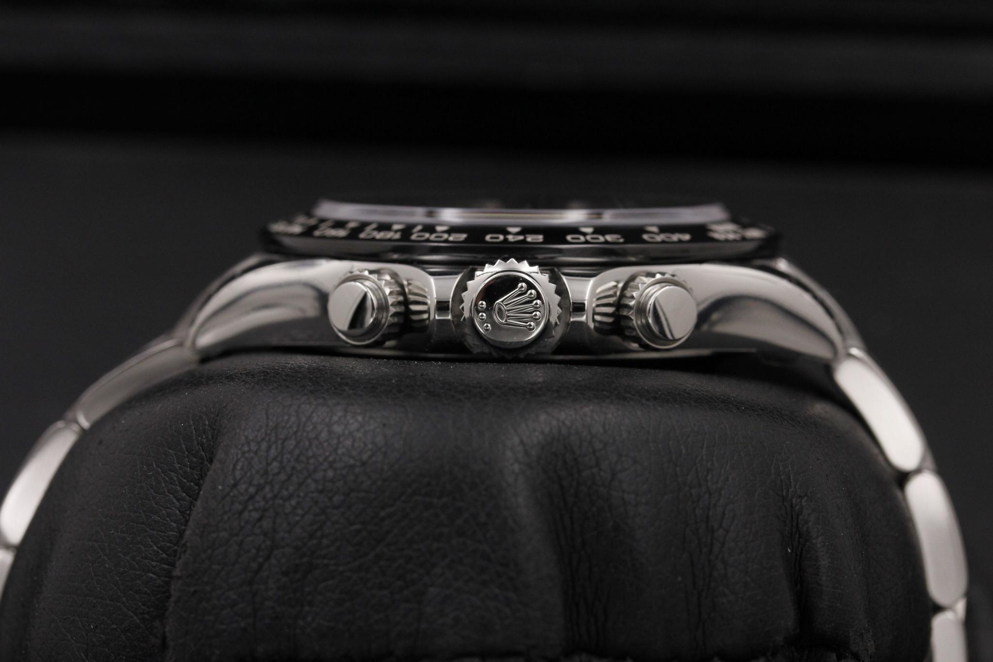 Watch Image 3