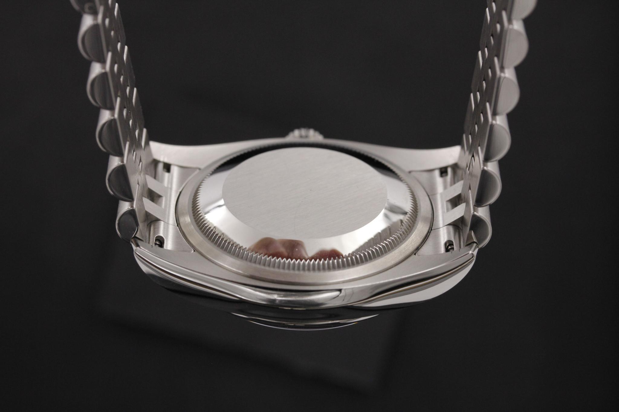 Watch Image 7