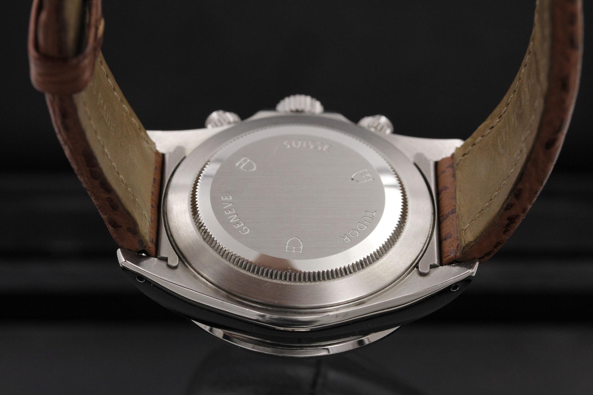 Watch Image 7