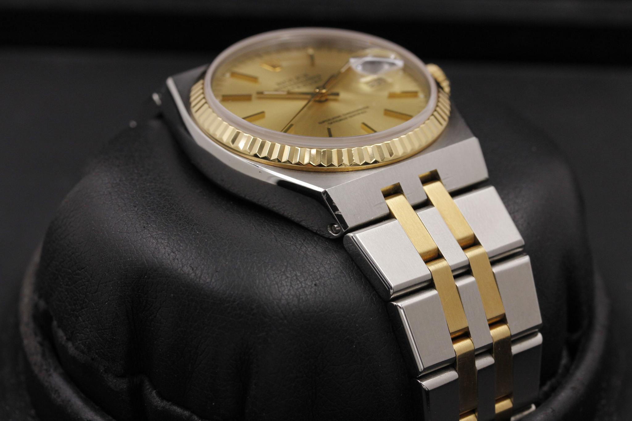 Watch Image 6