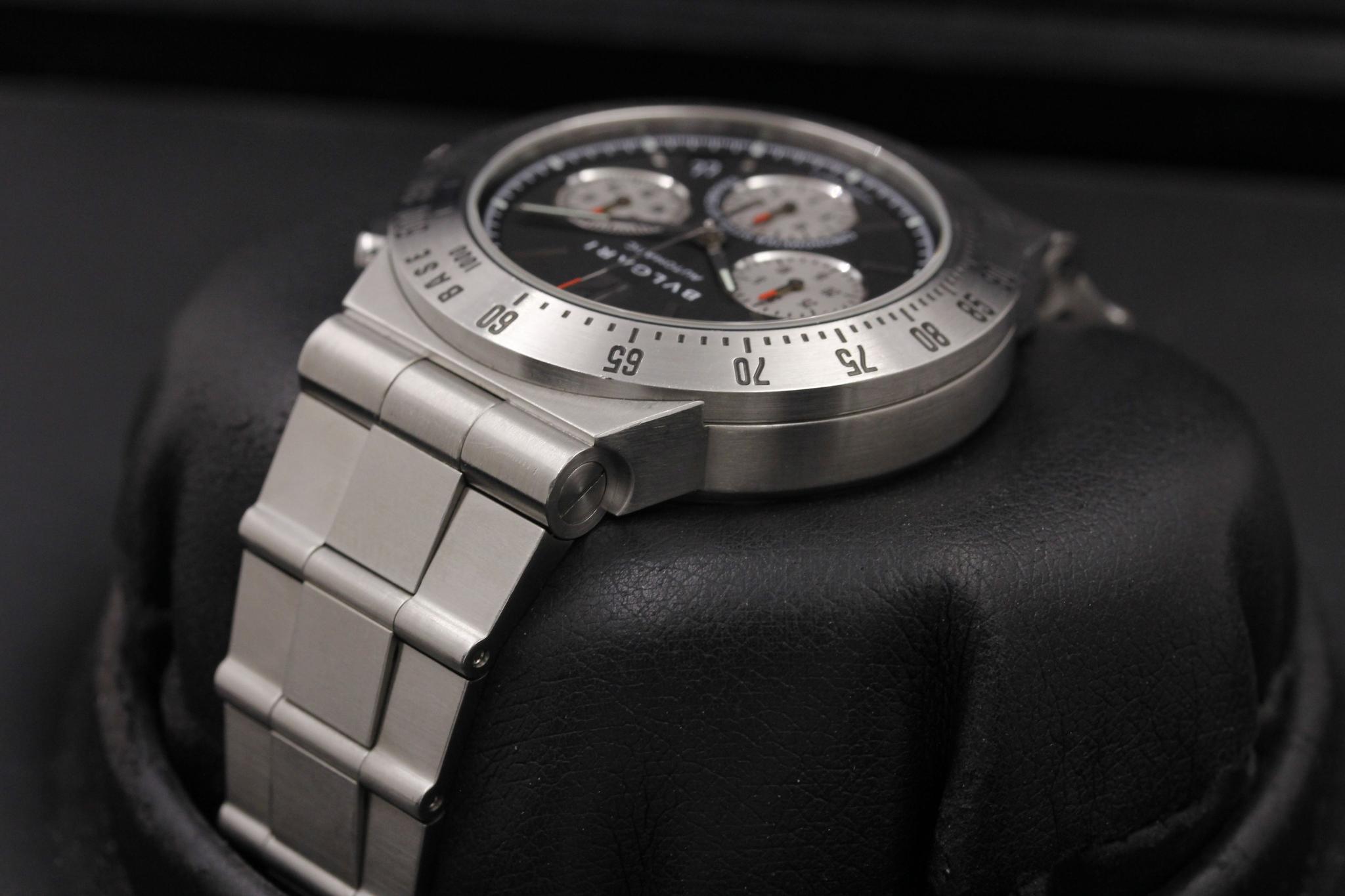 Watch Image 5