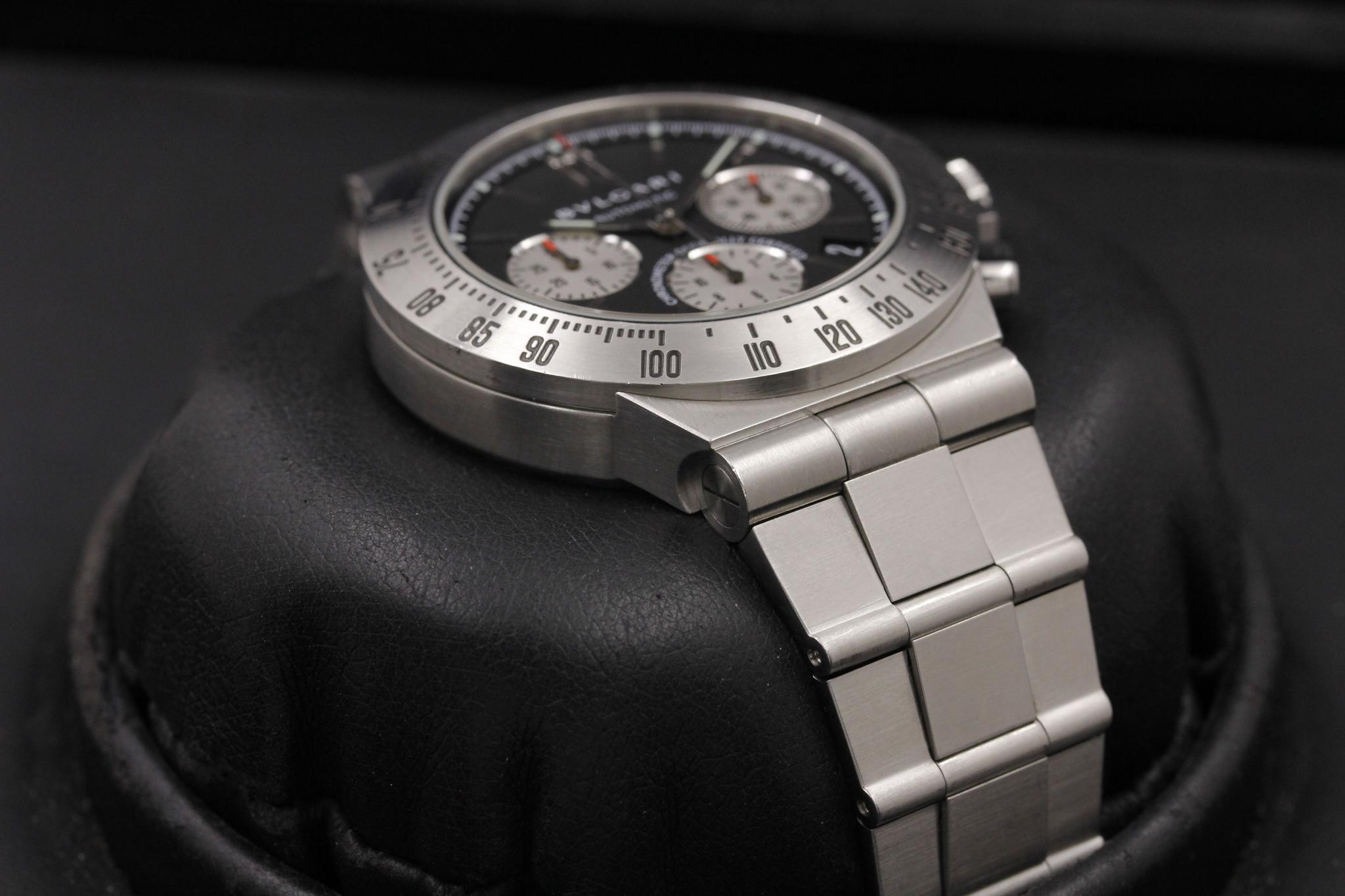 Watch Image 6