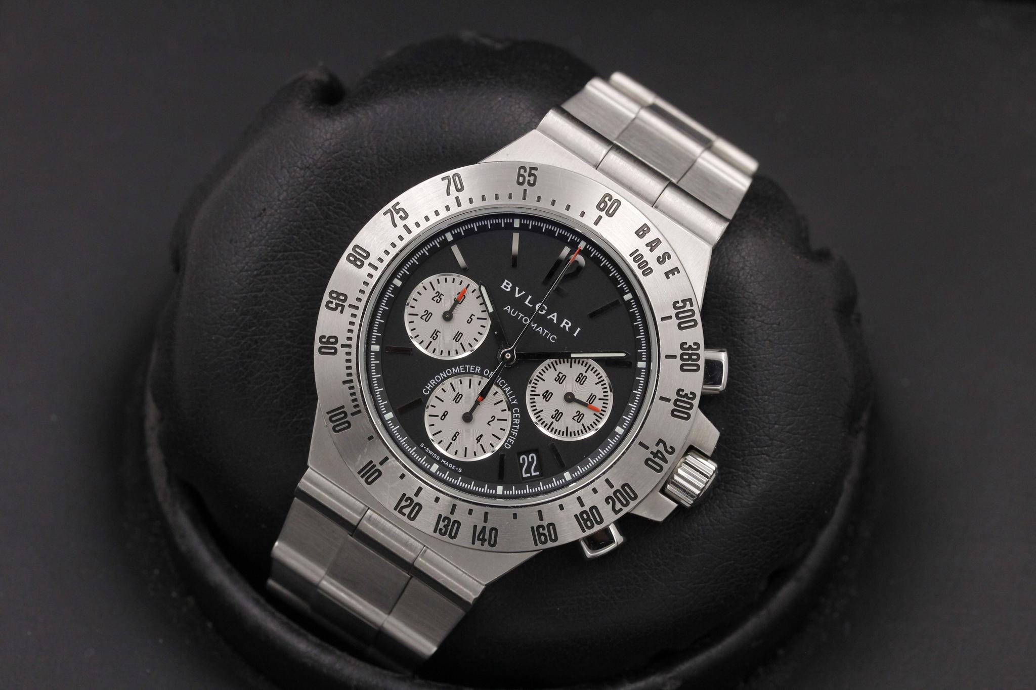 Watch Image 9
