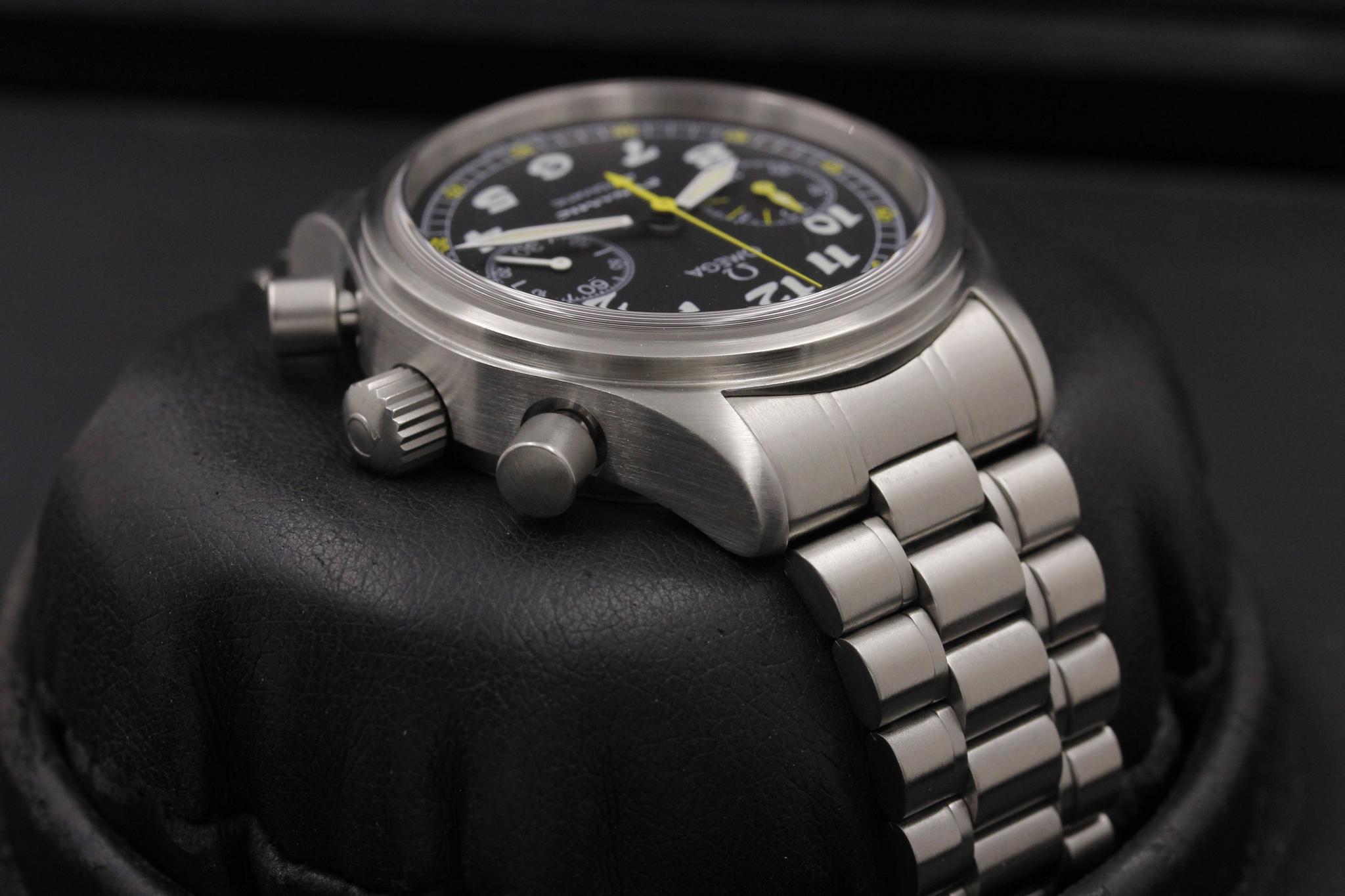 Watch Image 4