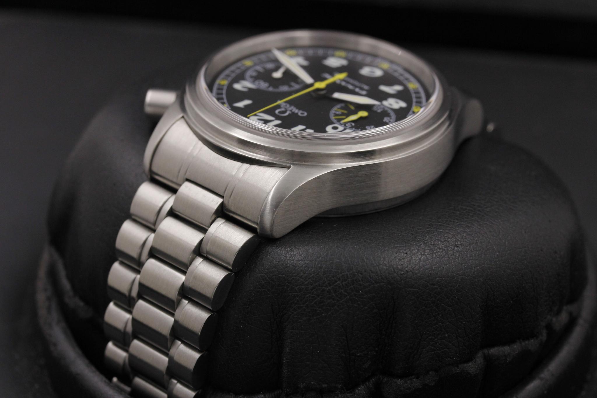 Watch Image 6