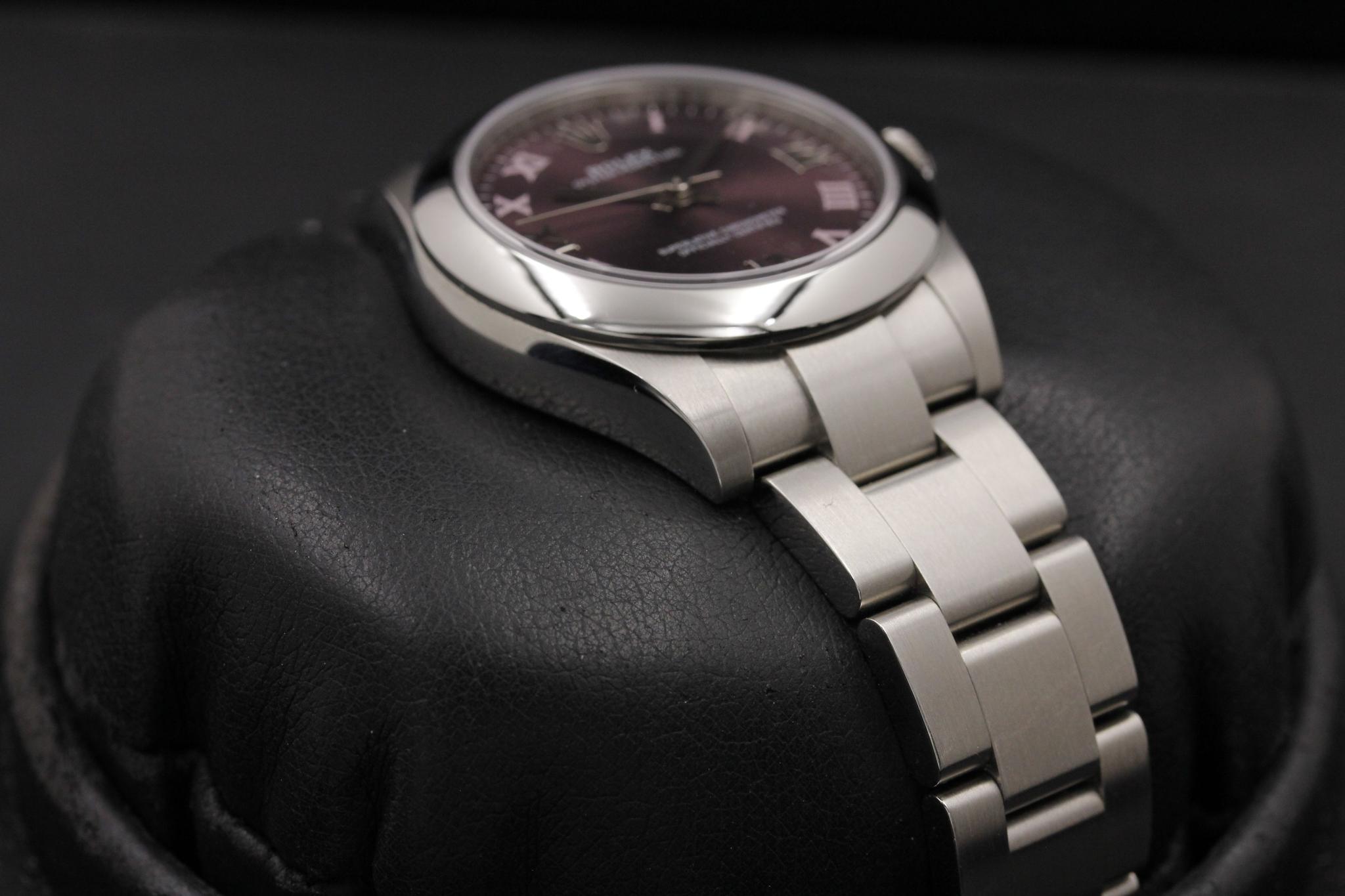 Watch Image 6