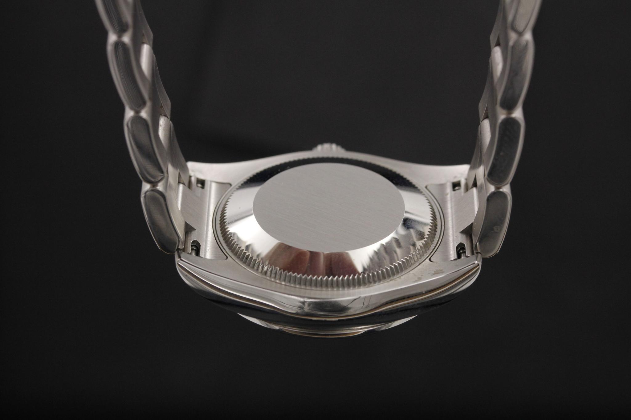 Watch Image 7