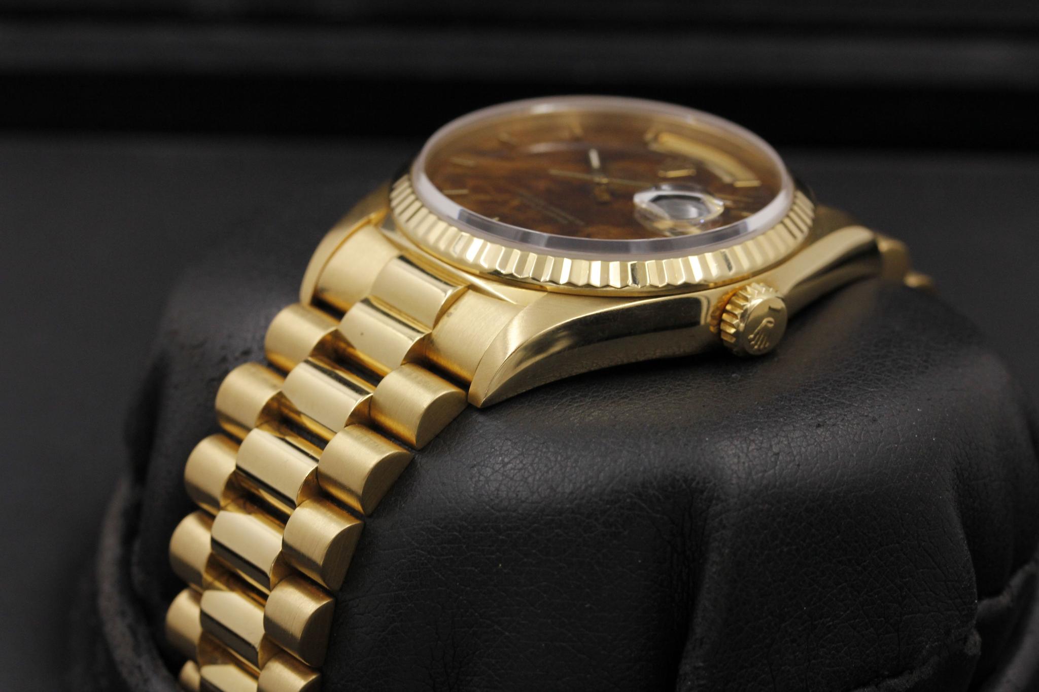 Watch Image 3