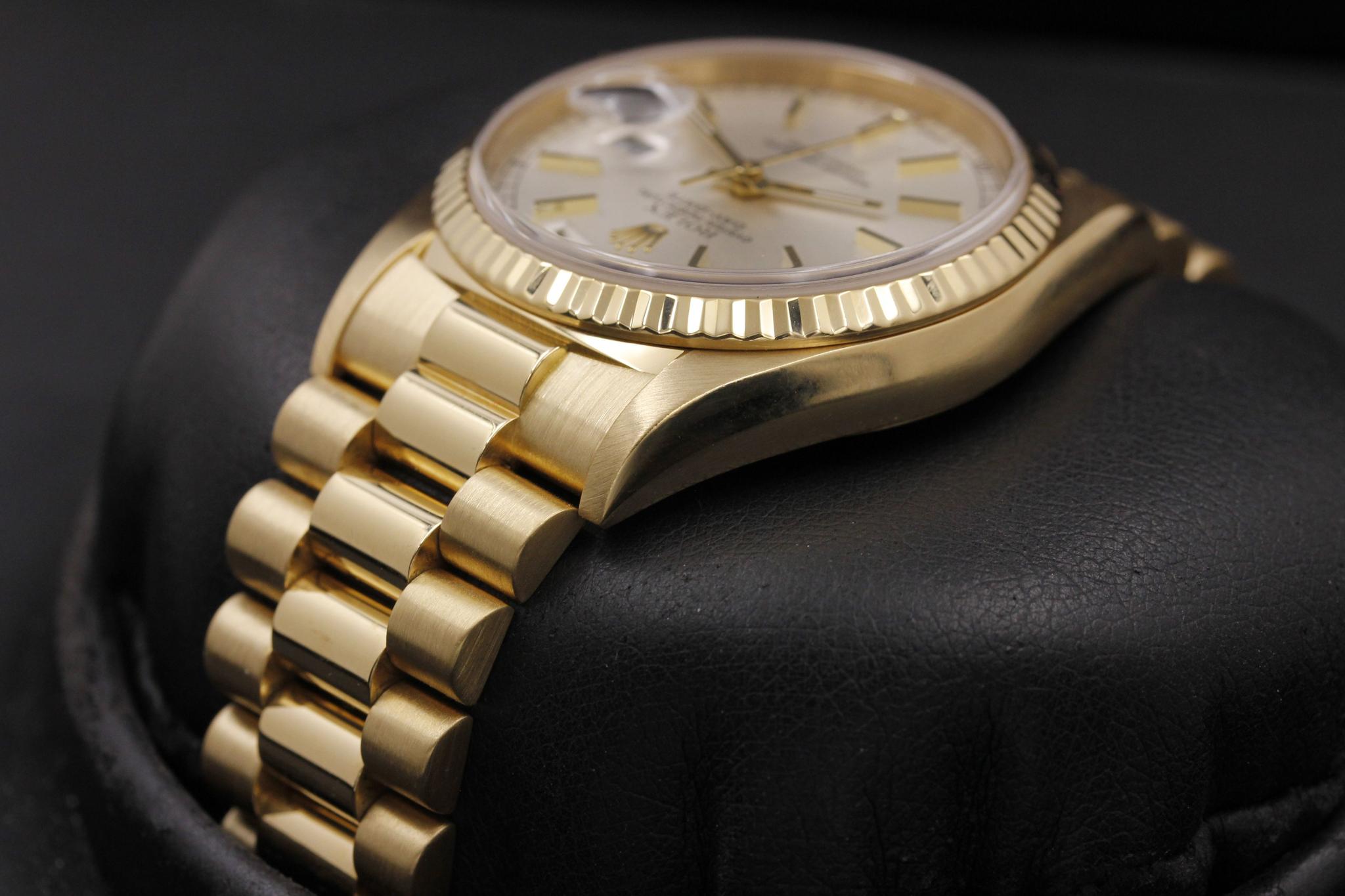 Watch Image 5
