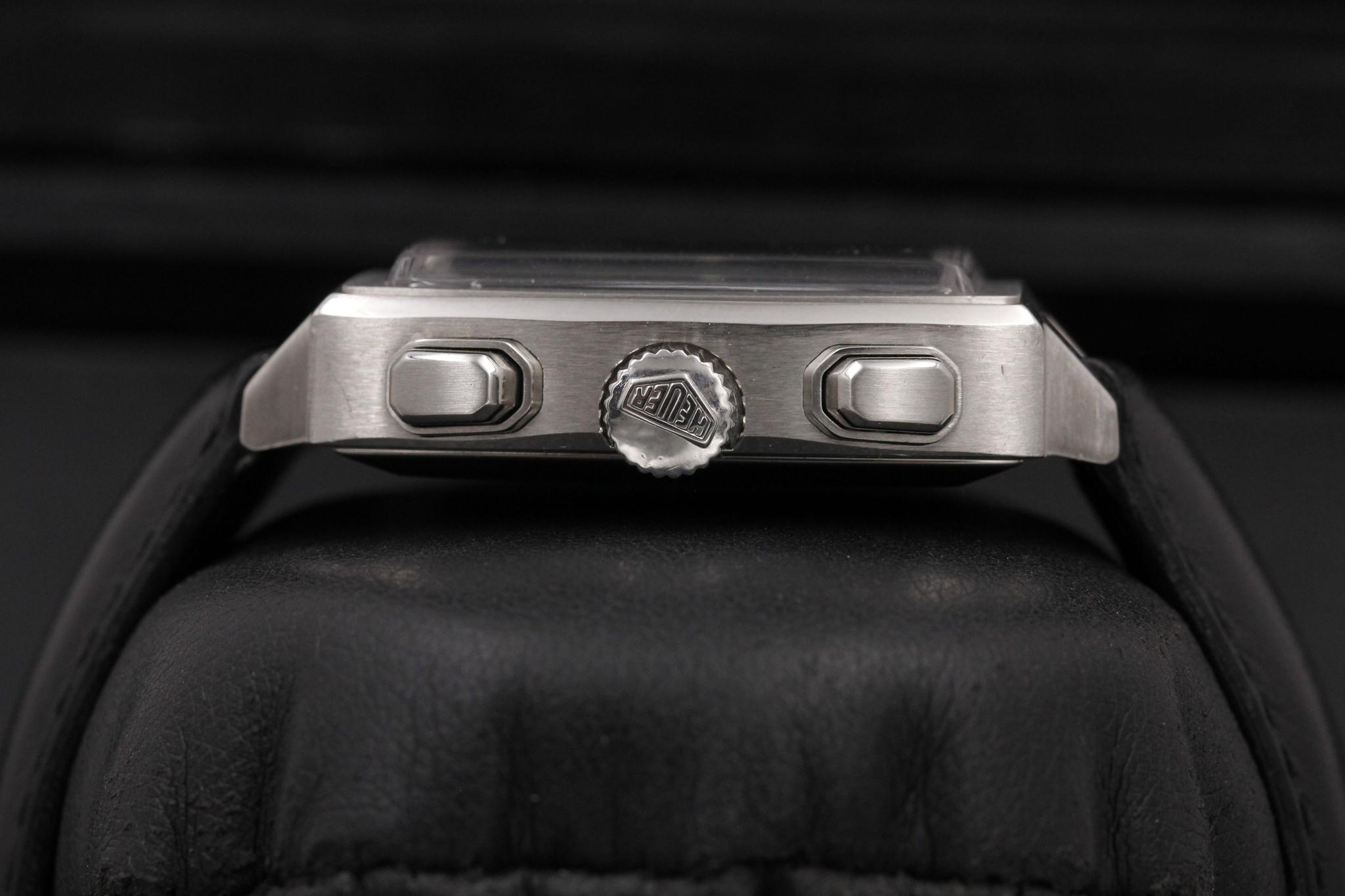 Watch Image 3