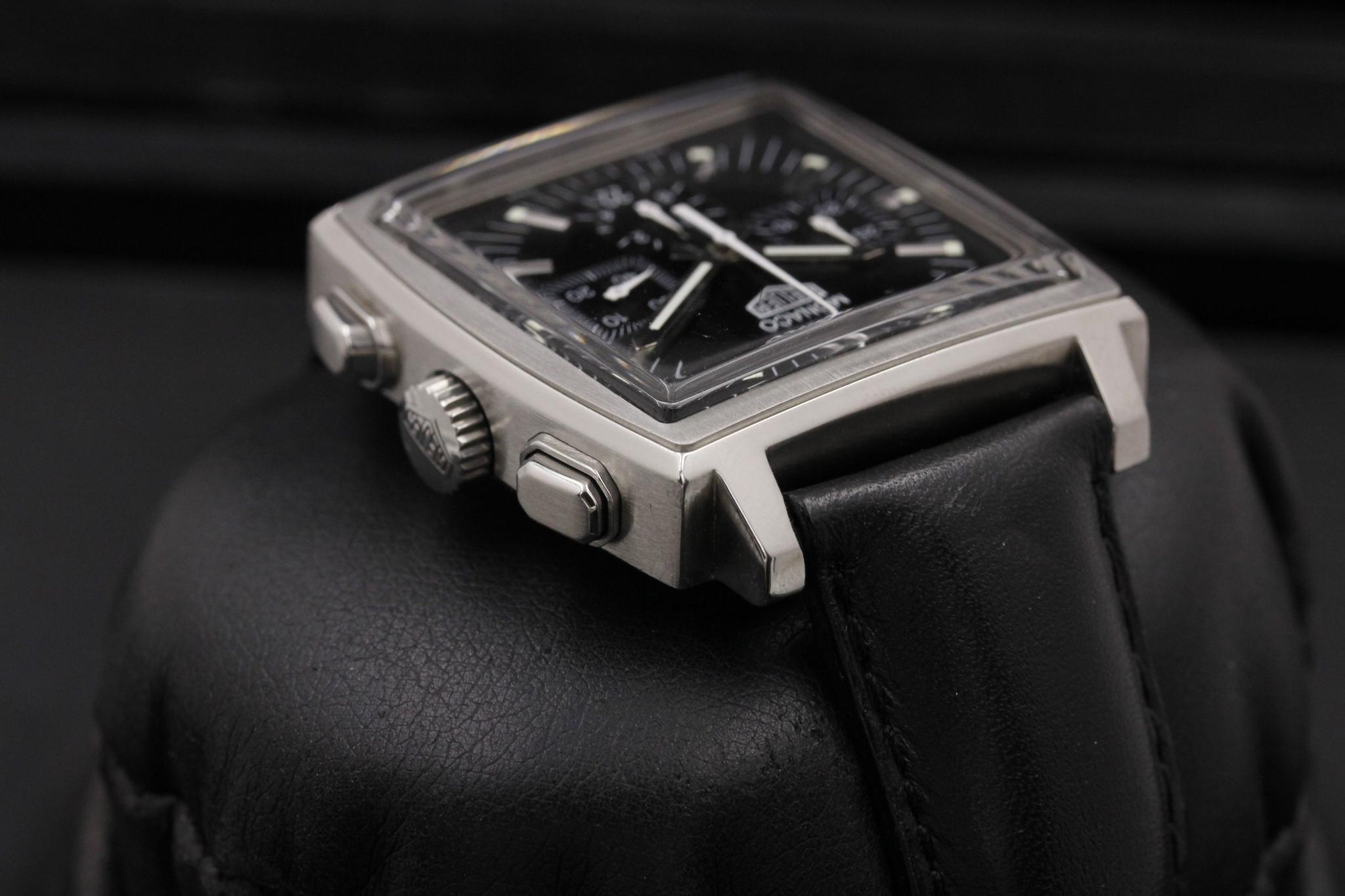 Watch Image 4