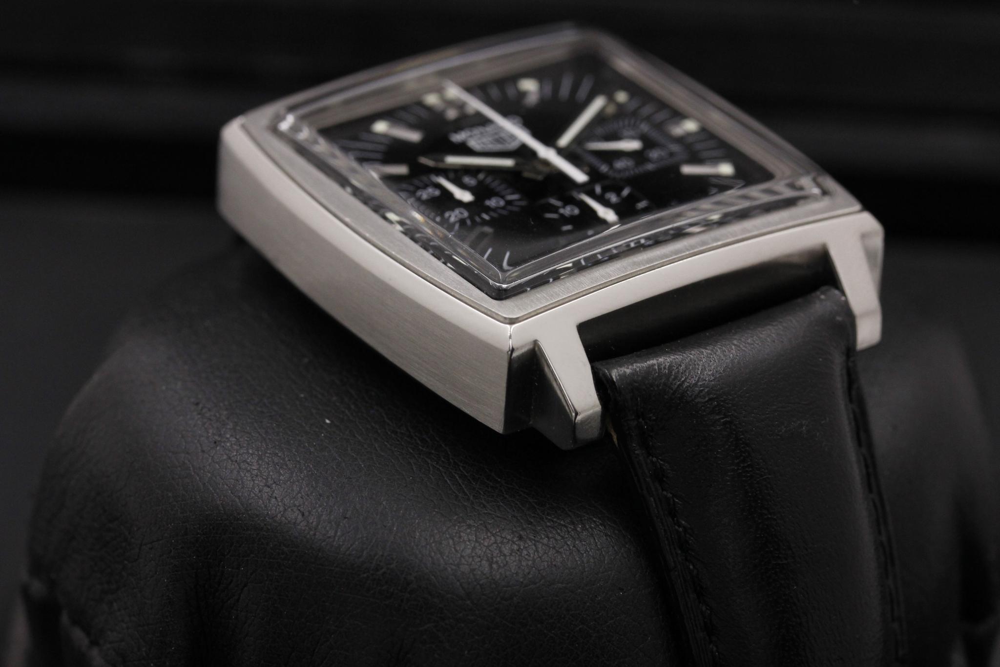 Watch Image 6