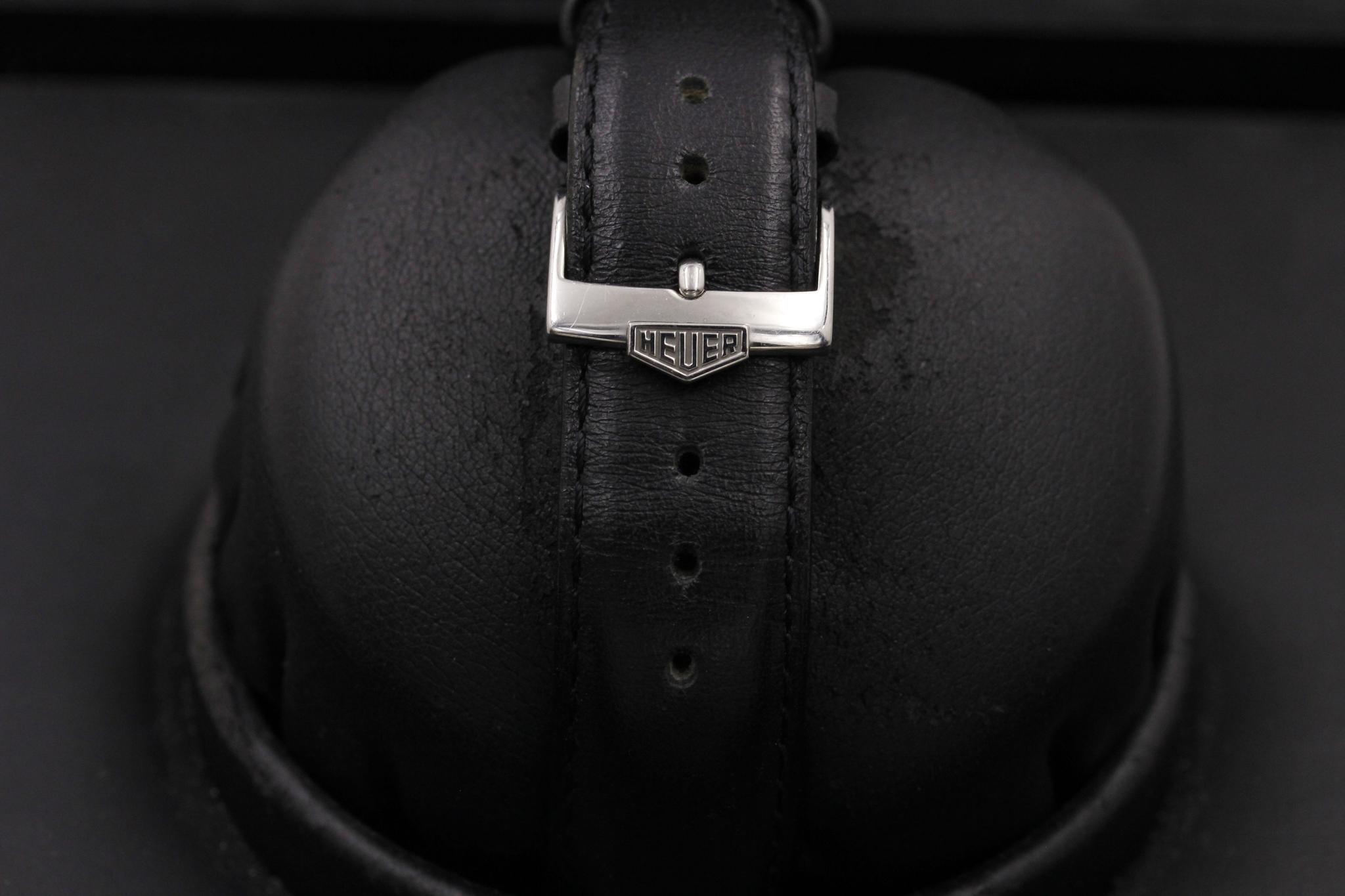 Watch Image 8