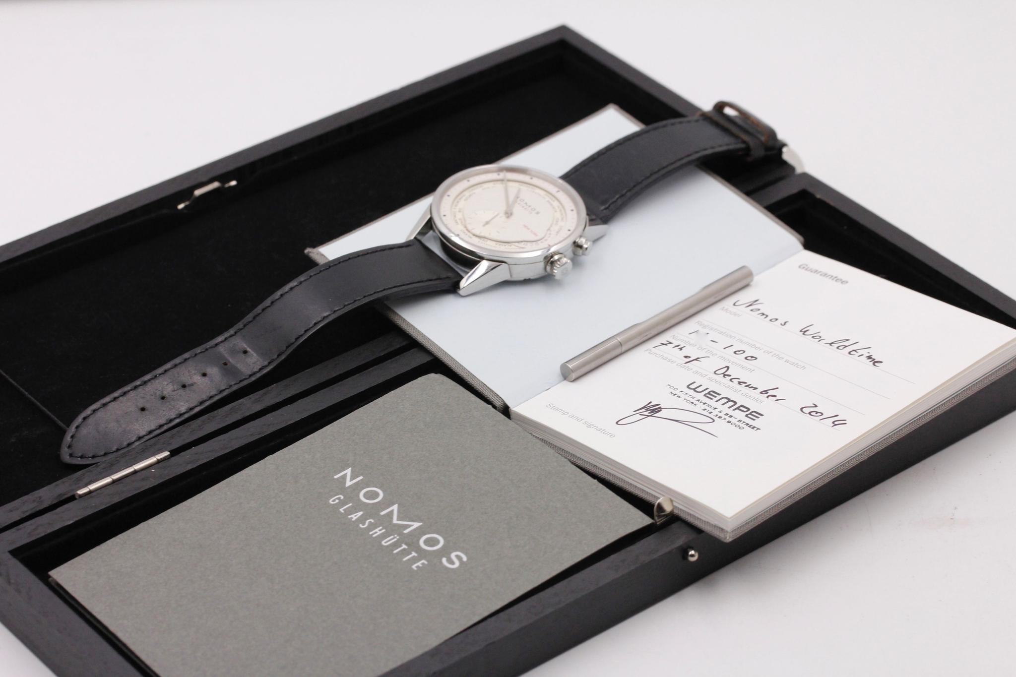 Watch Image 11