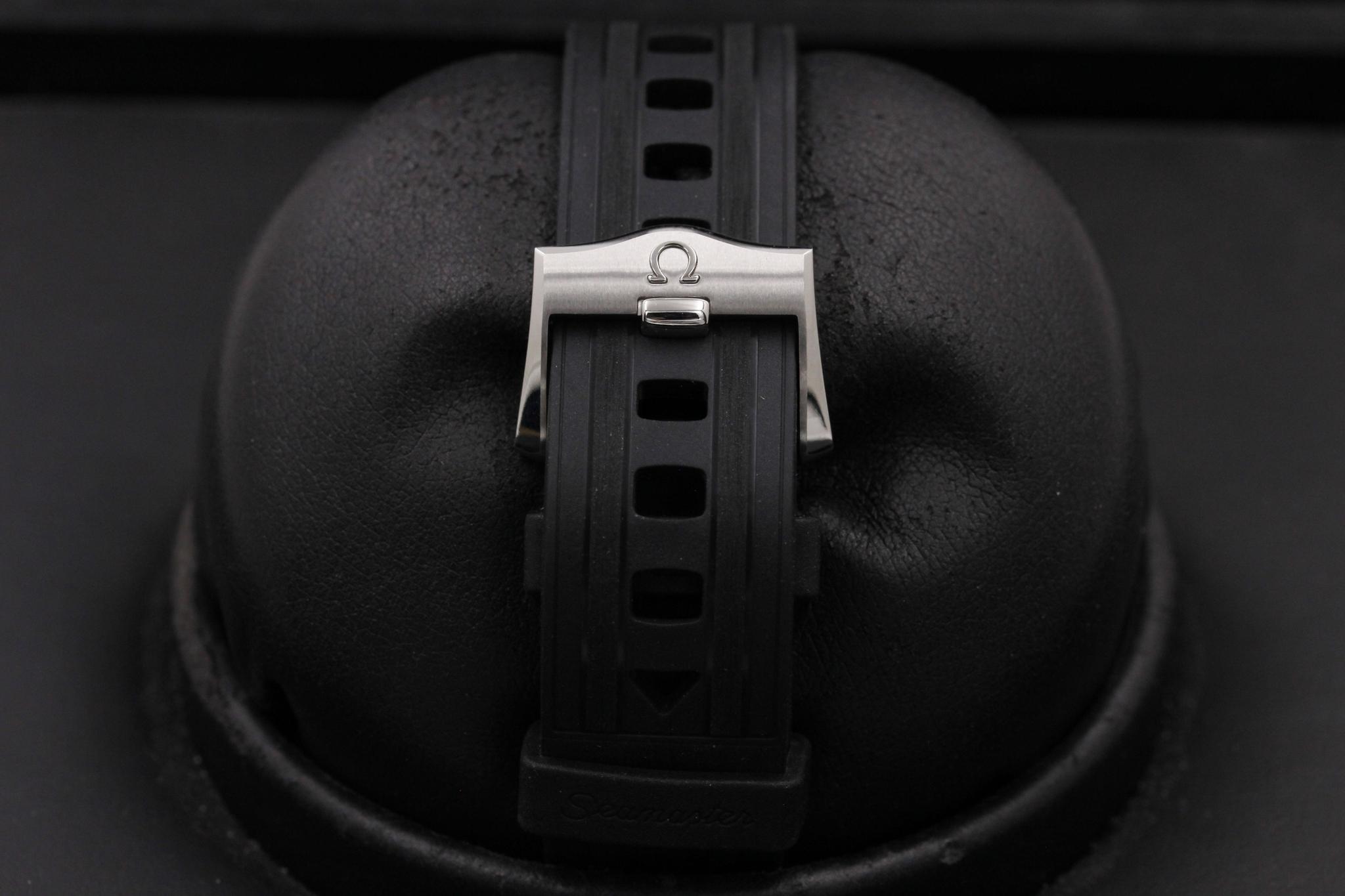 Watch Image 8