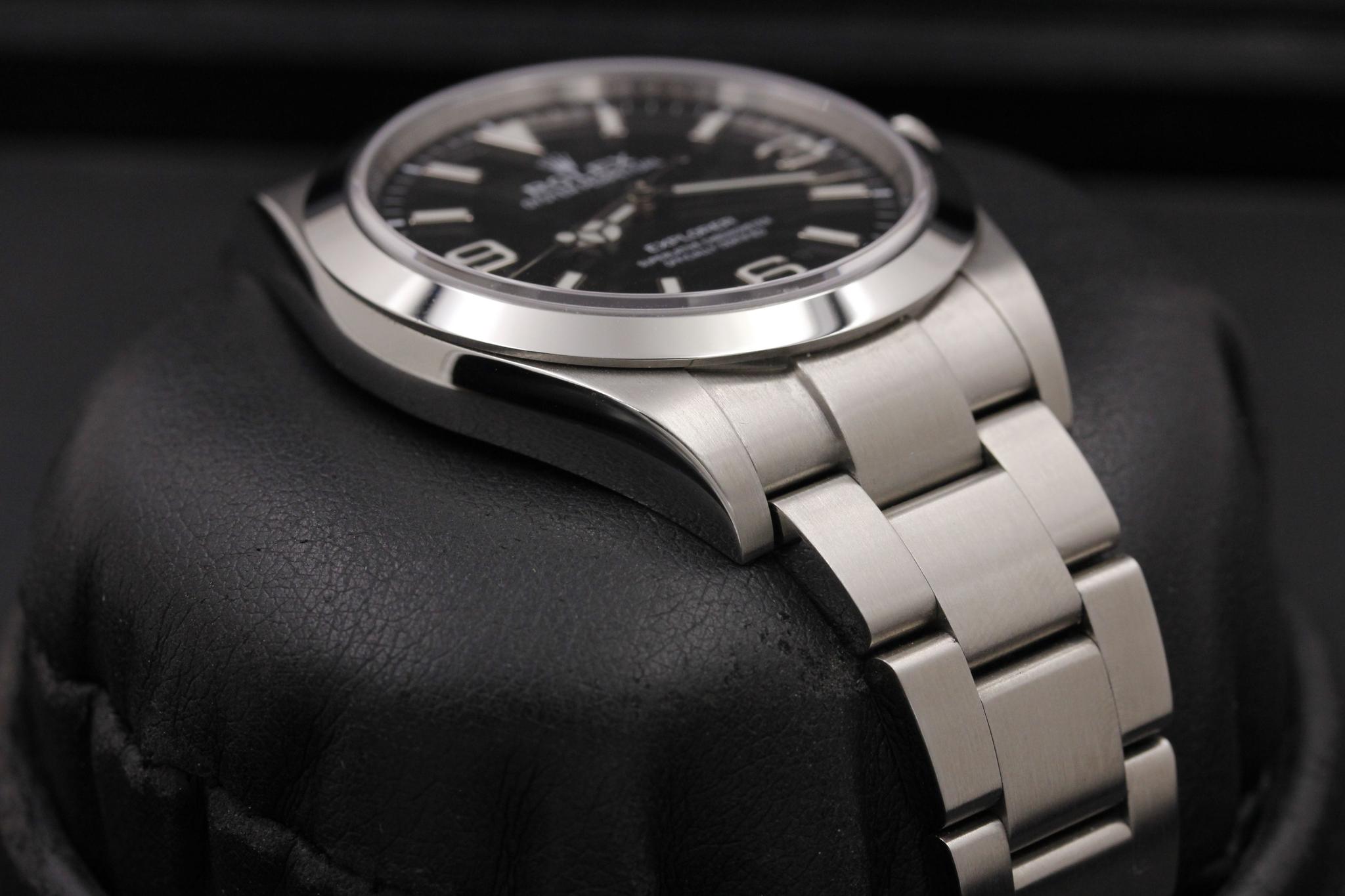 Watch Image 6