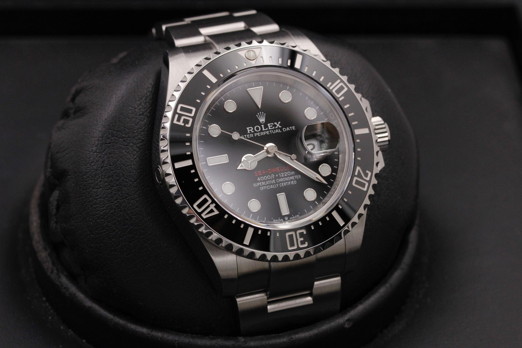 Watch Image 10