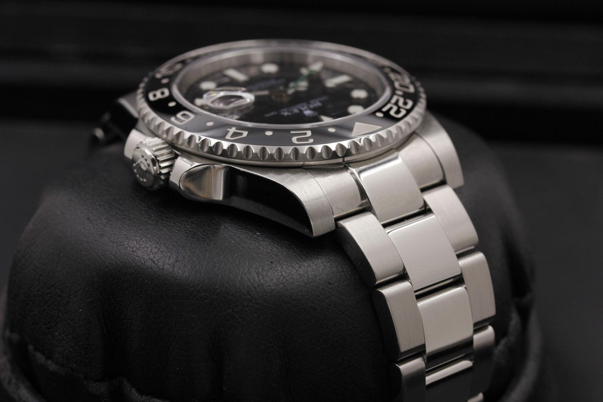 Watch Image 4