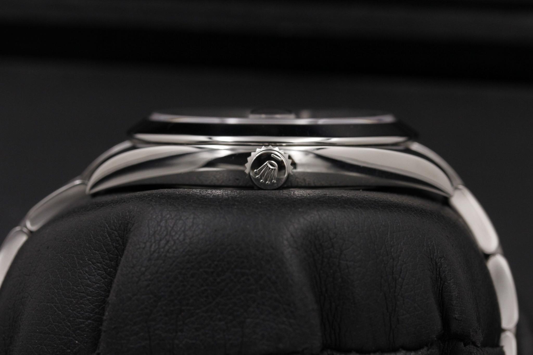 Watch Image 3
