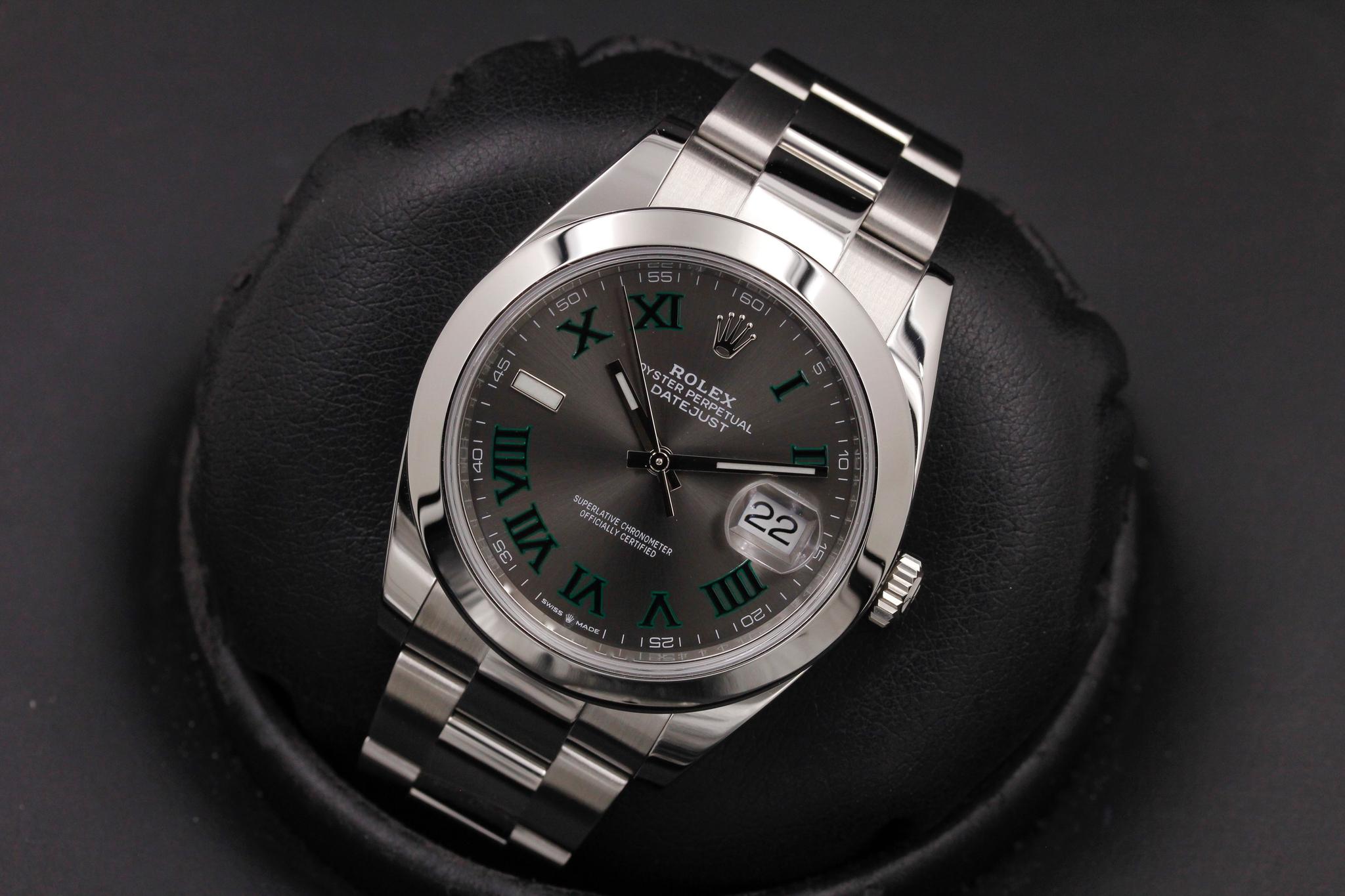 Watch Image 9
