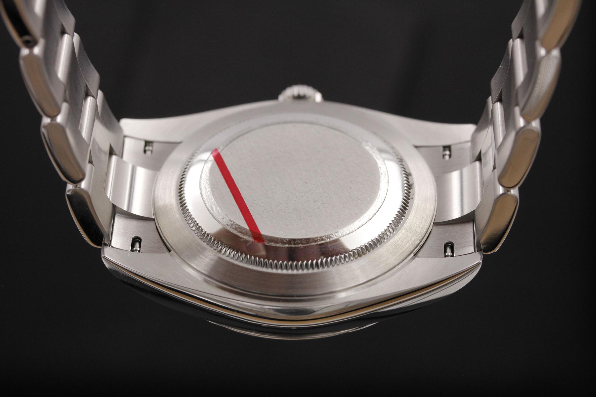 Watch Image 7