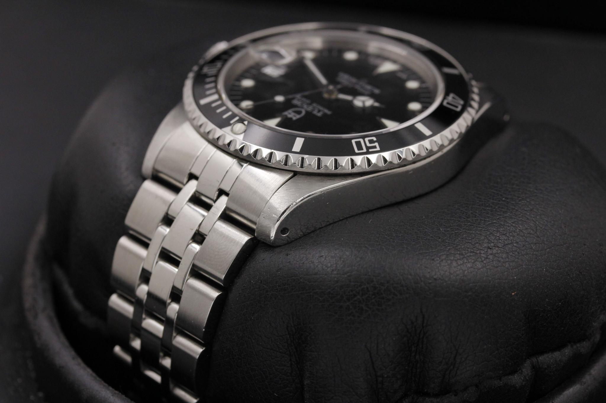 Watch Image 5